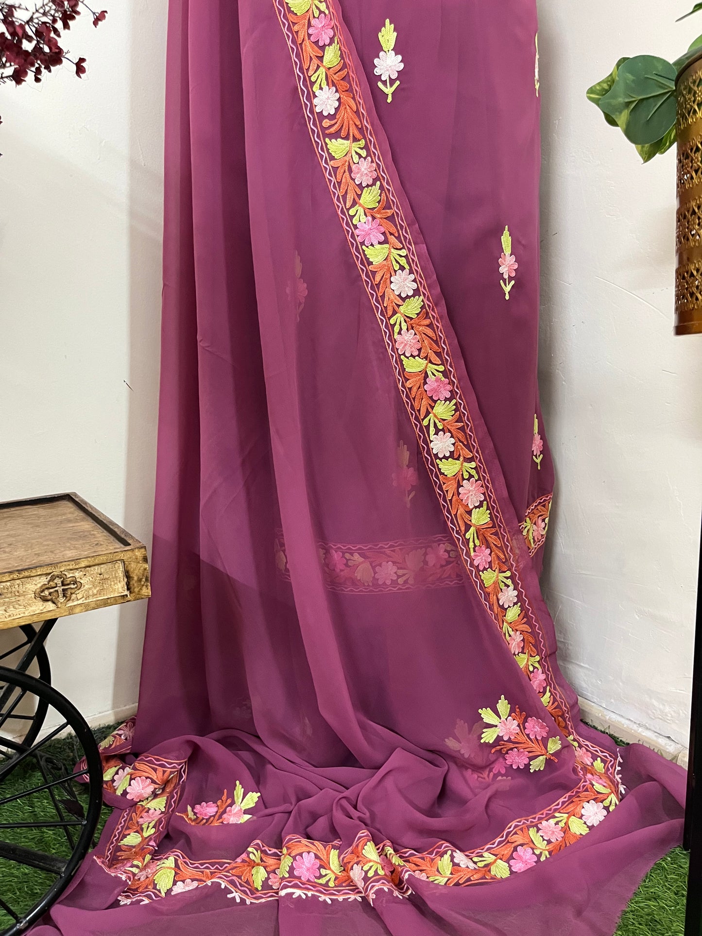 Mauve Georgette 3 Pc Aari Embroidered Suit Set