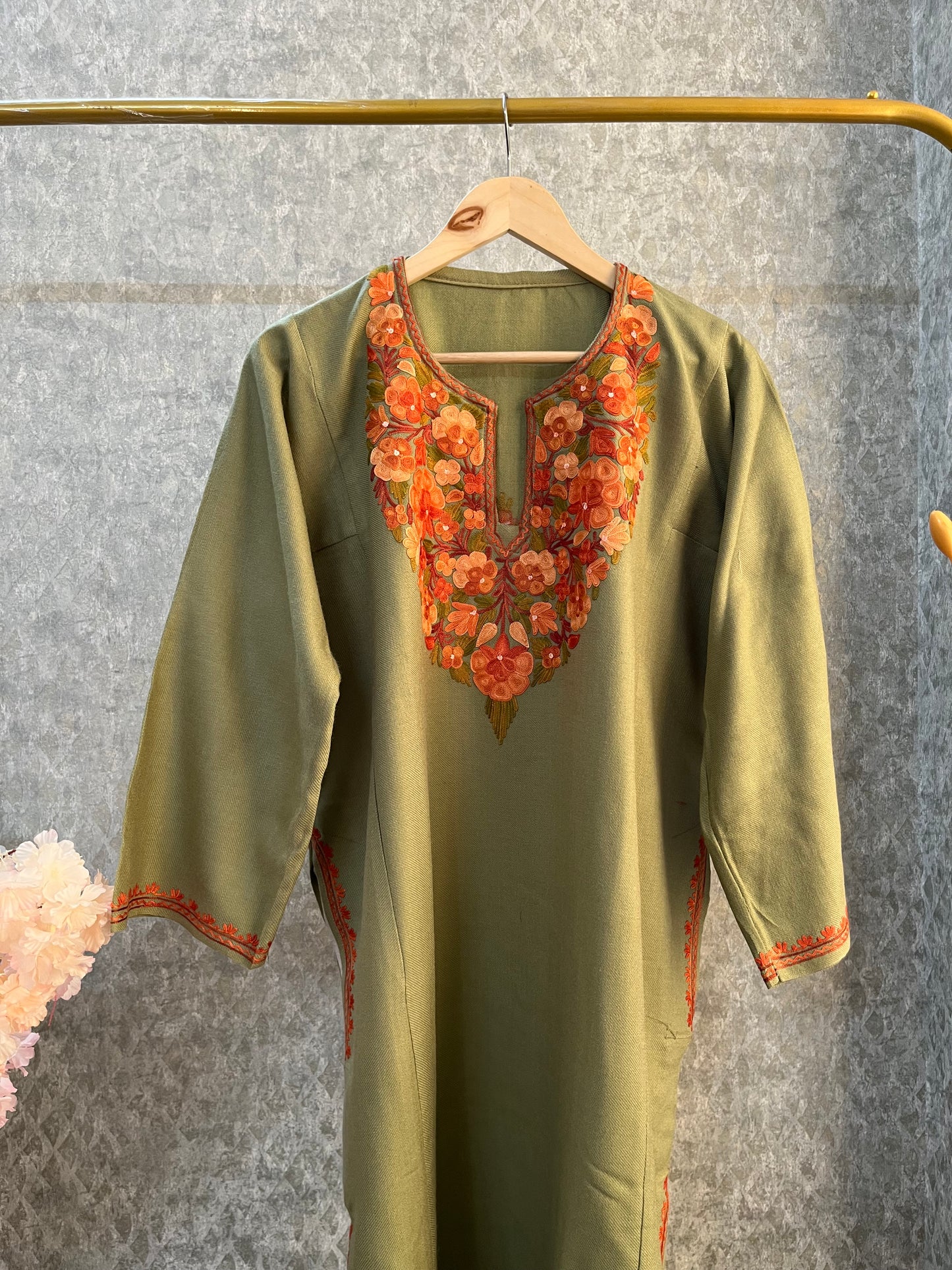 Beige Aari Embroidered Wool Pheran