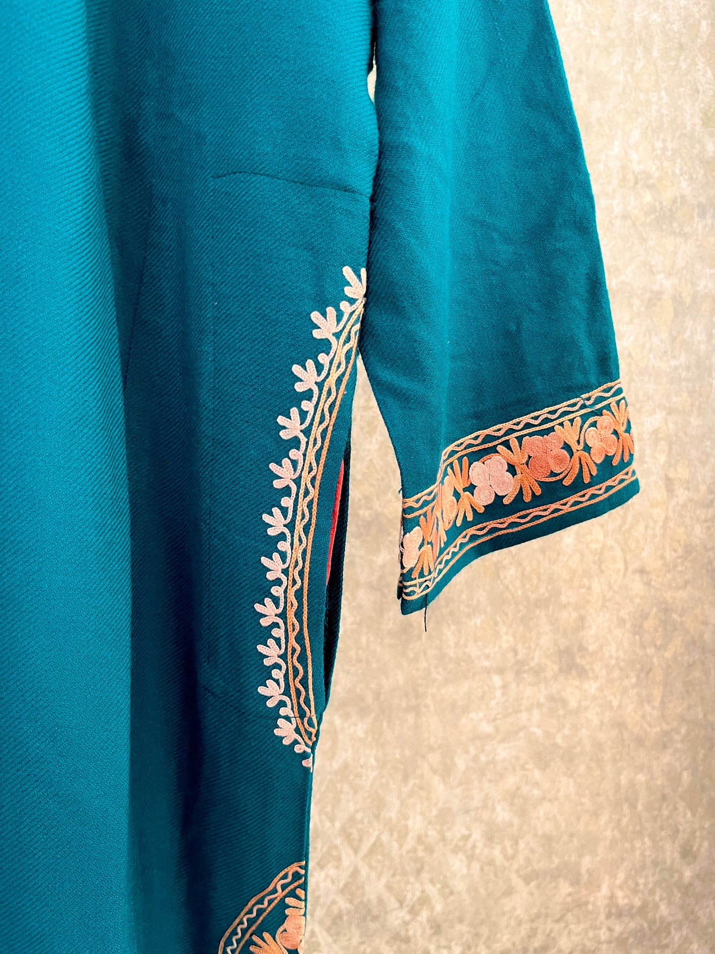 Green Aari Embroidered Wool Pheran