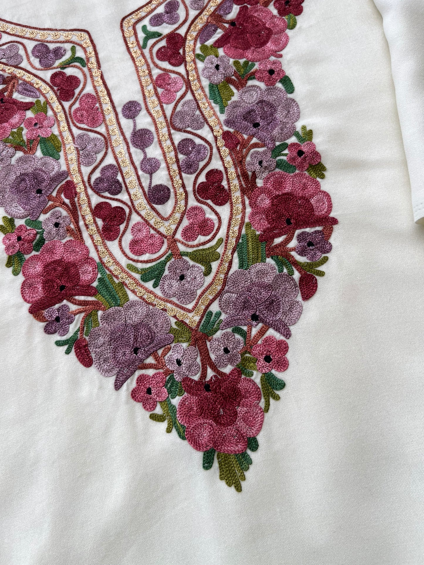 Off White Cotton Cord Set (Aari Embroidered)