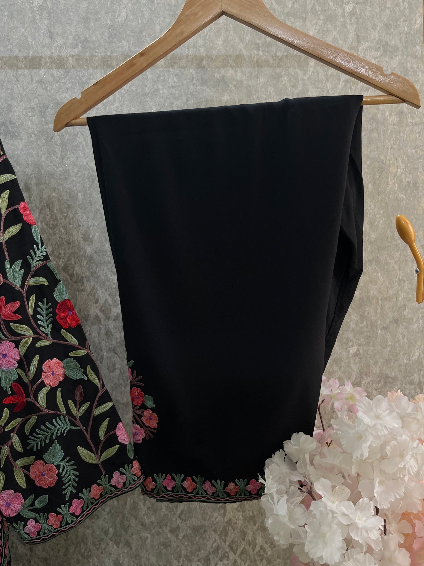 Black Cotton Arm Jaal Pheran Set