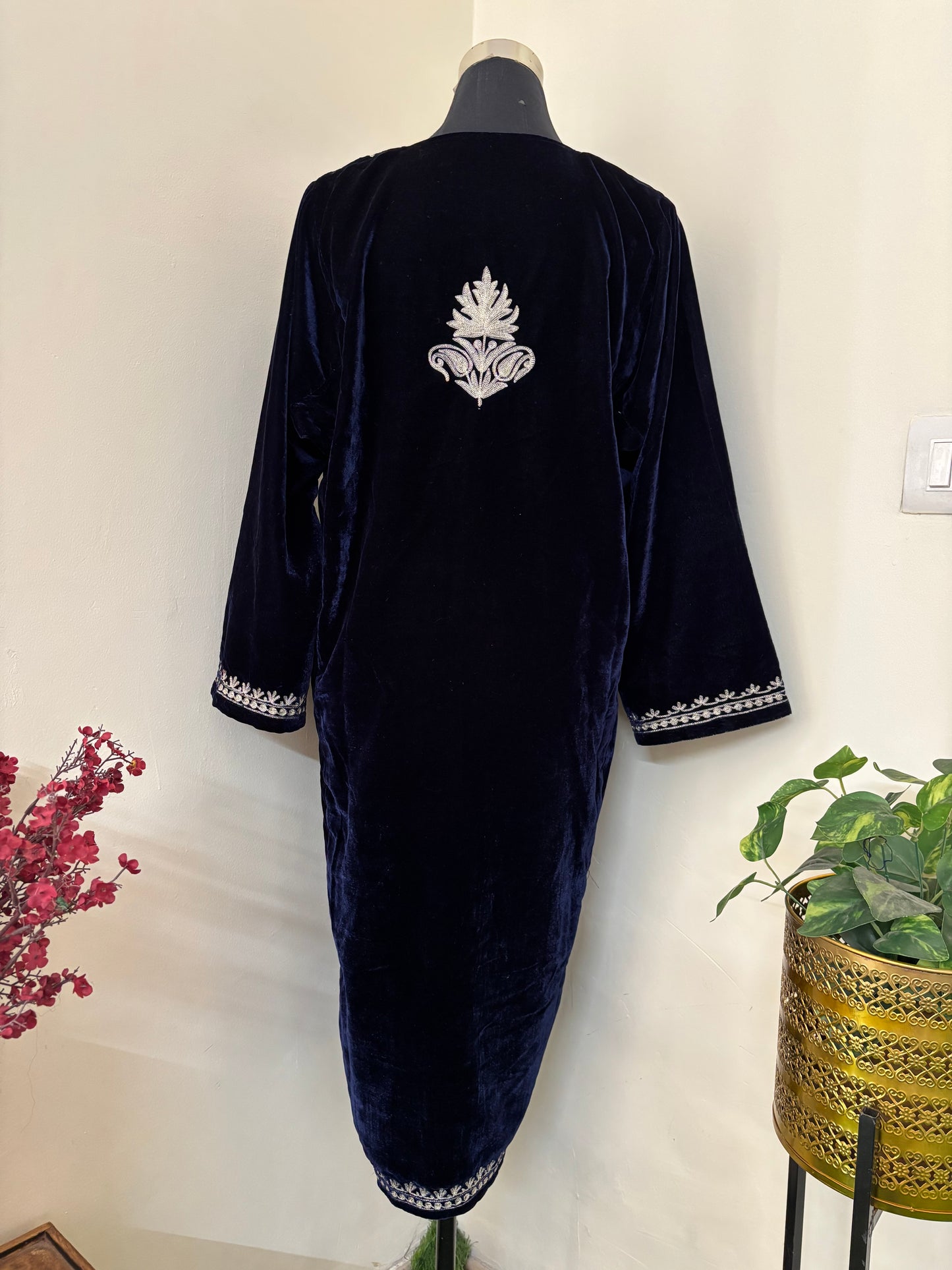 Navy Blue Tilla Embroidered Velvet Pherans