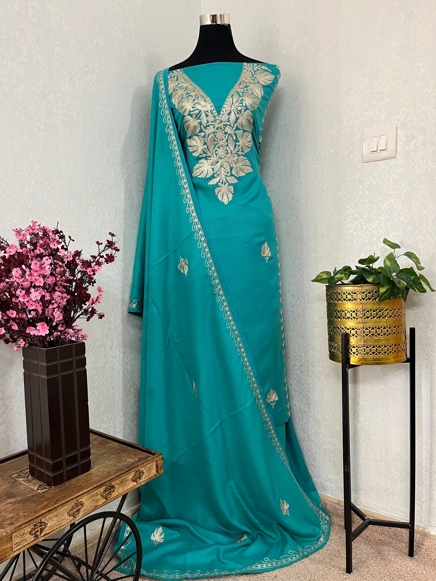 Sky Blue Tilla Embroidered 3pc Suit Stole