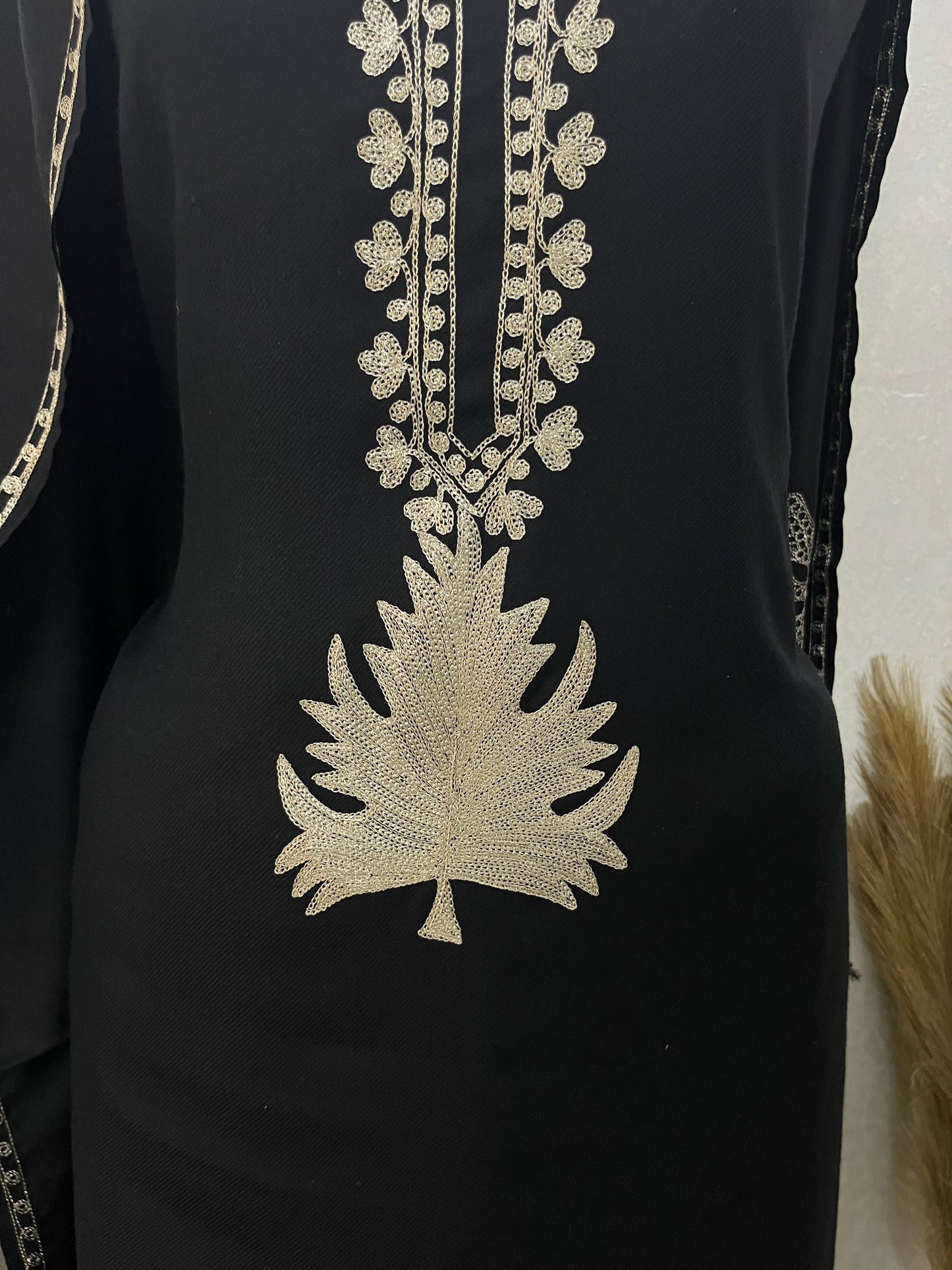 Black Tilla Kashmiri Woollen