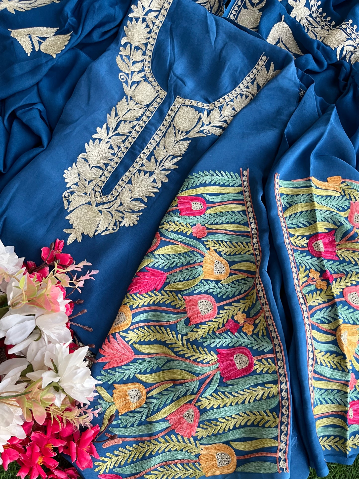 Blue Kalaa’ Crape Kashmiri Suit (Aari Sleeves)