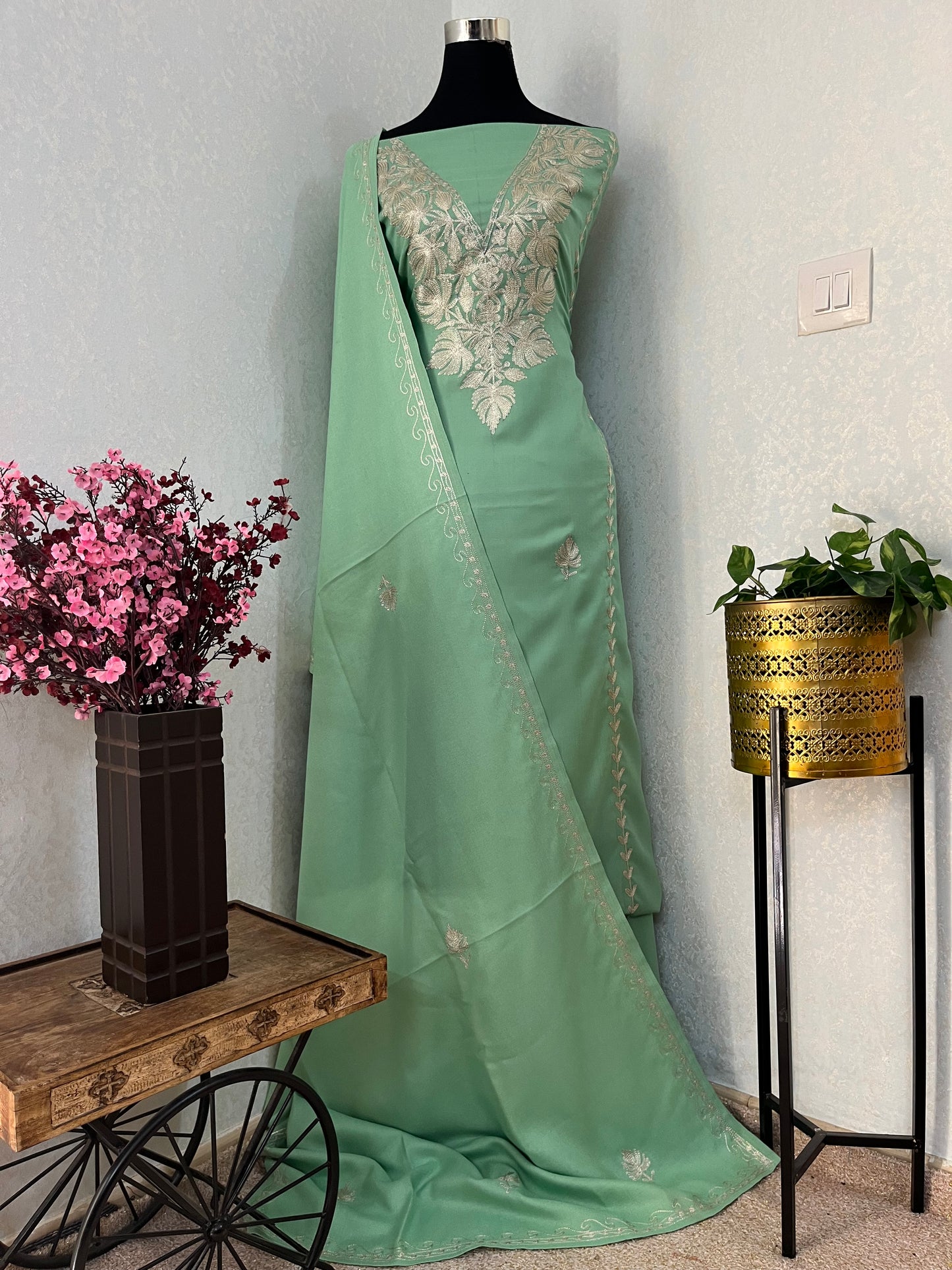 Pastel Green Tilla Embroidered 3pc Suit Stole