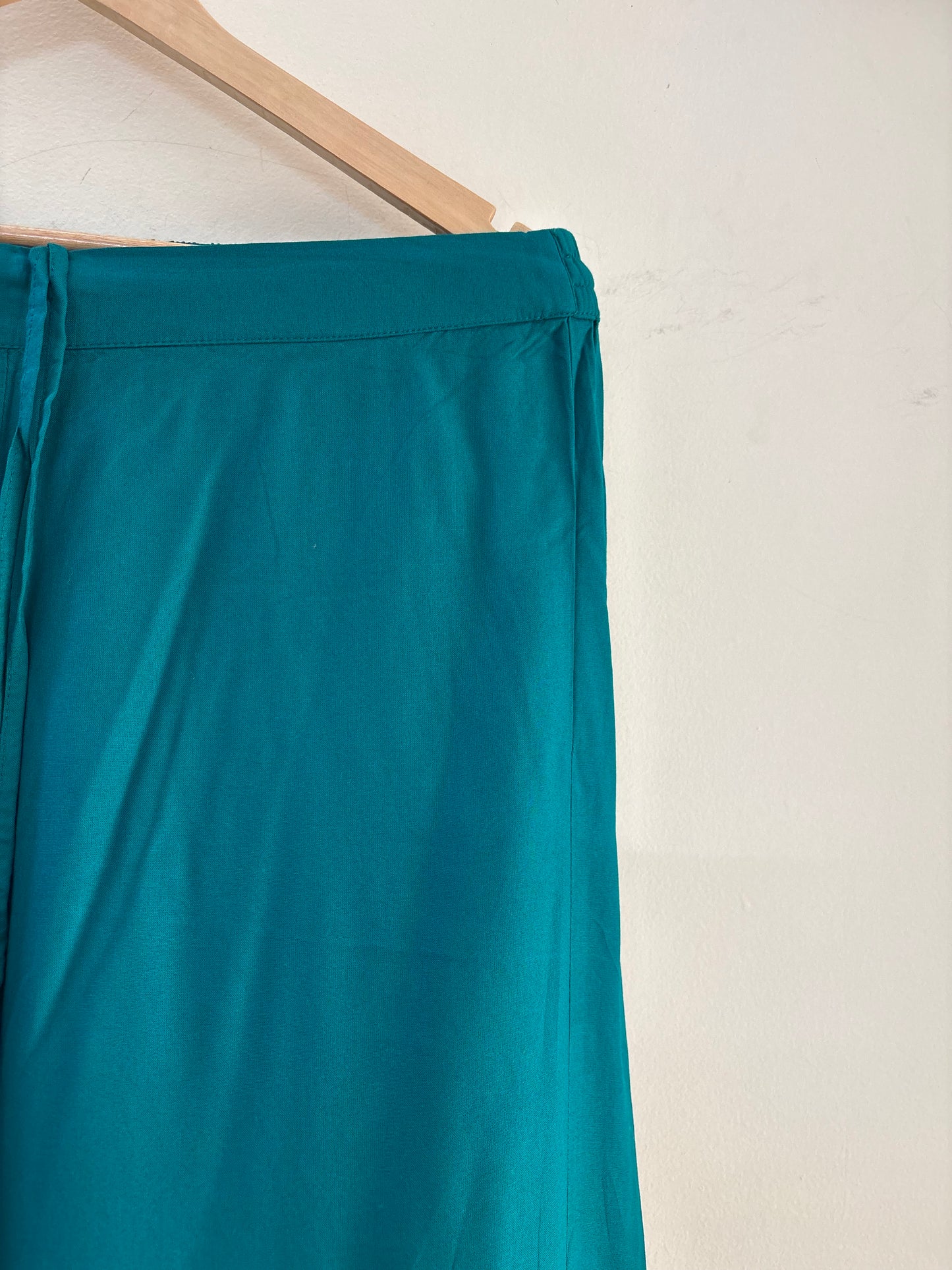 Women Green Wide Leg Solid Embroidered Palazzos