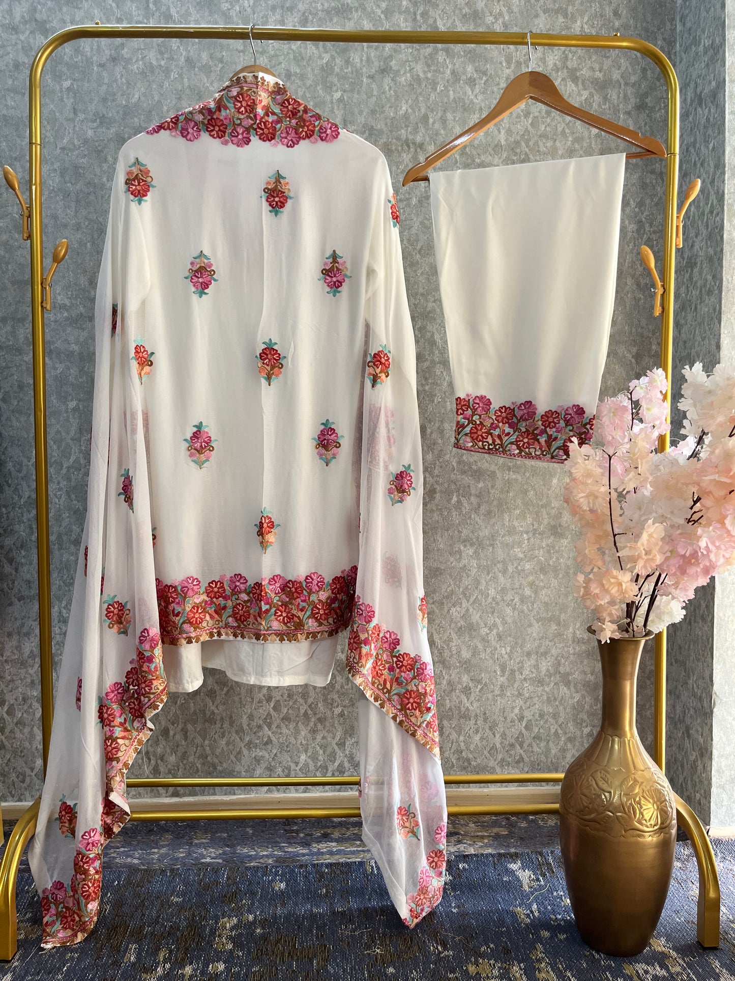 Off White Cotton Stitched Co-ord Set with dupatta (42)