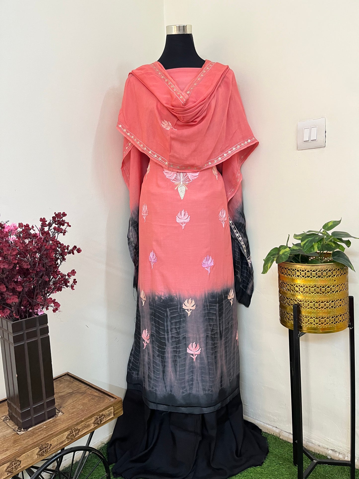 Peach Mul Cotton Shibori Work Kashmiri 3pc Suit
