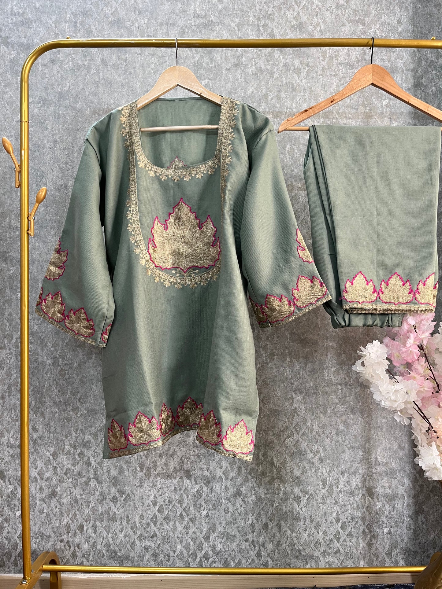 Pastel Green Woollen Kashmiri Co-Ord Set ( Size 42)