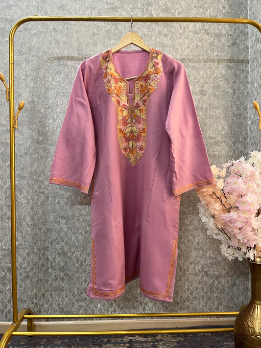 Soft Pink Aari Embroidered Wool Pheran