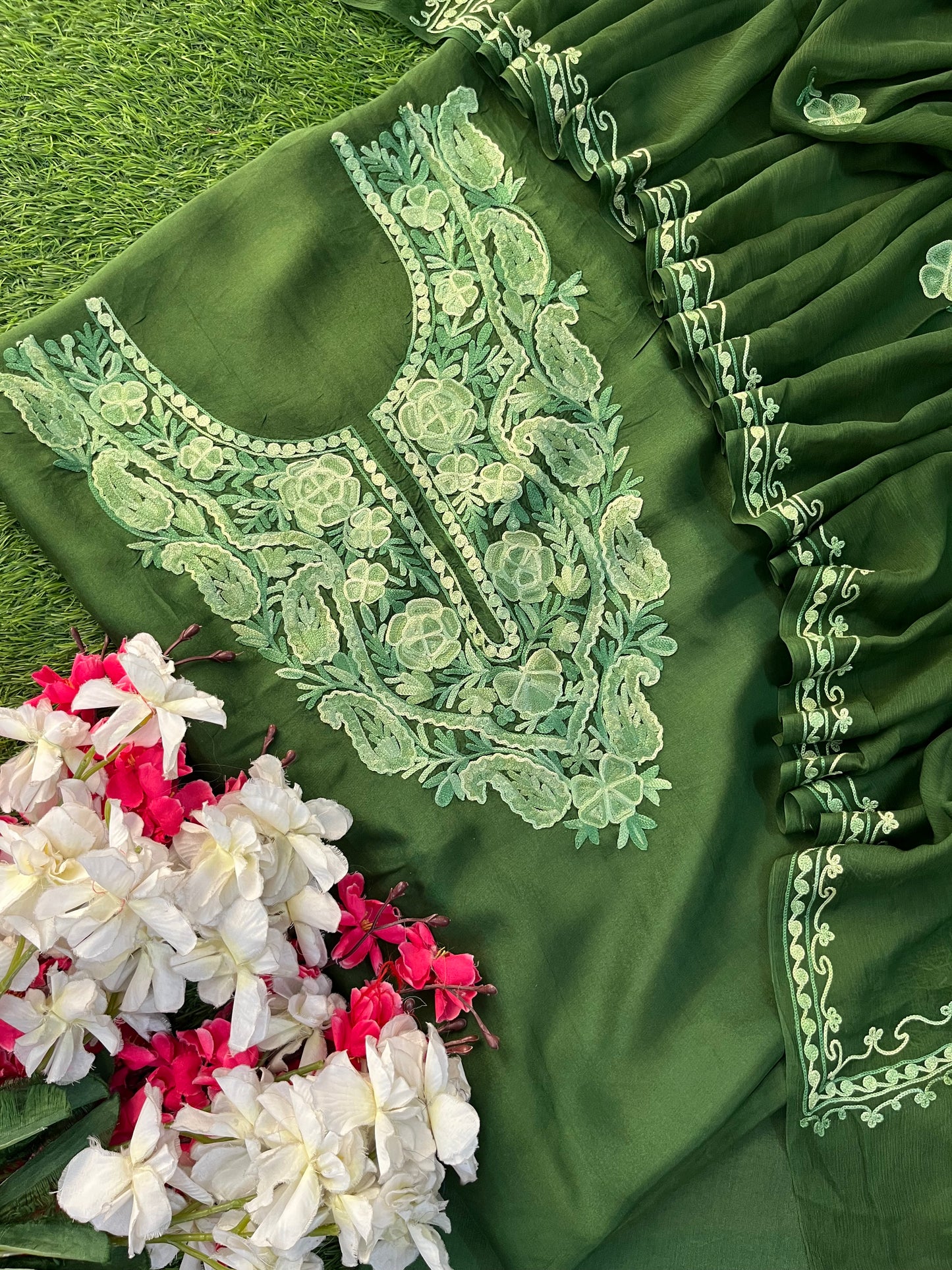 Green Opada Silk Kashmiri Suit
