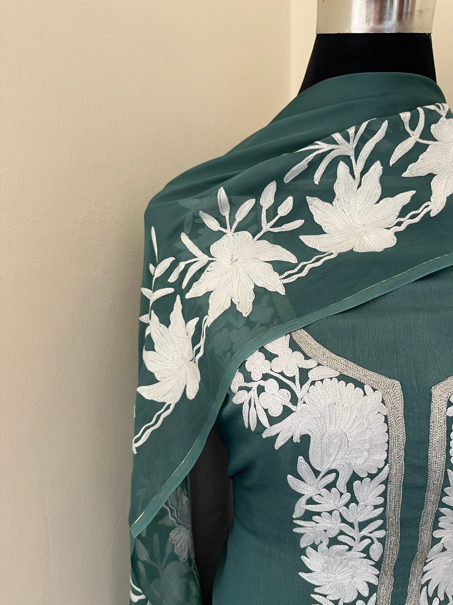Chinon 3 Pc Aari Embroidered Suit