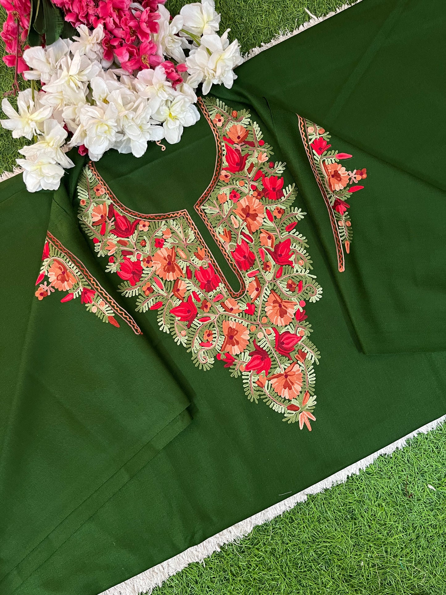 Green Woollen Aari Embroidered 2pc suit 5mtr