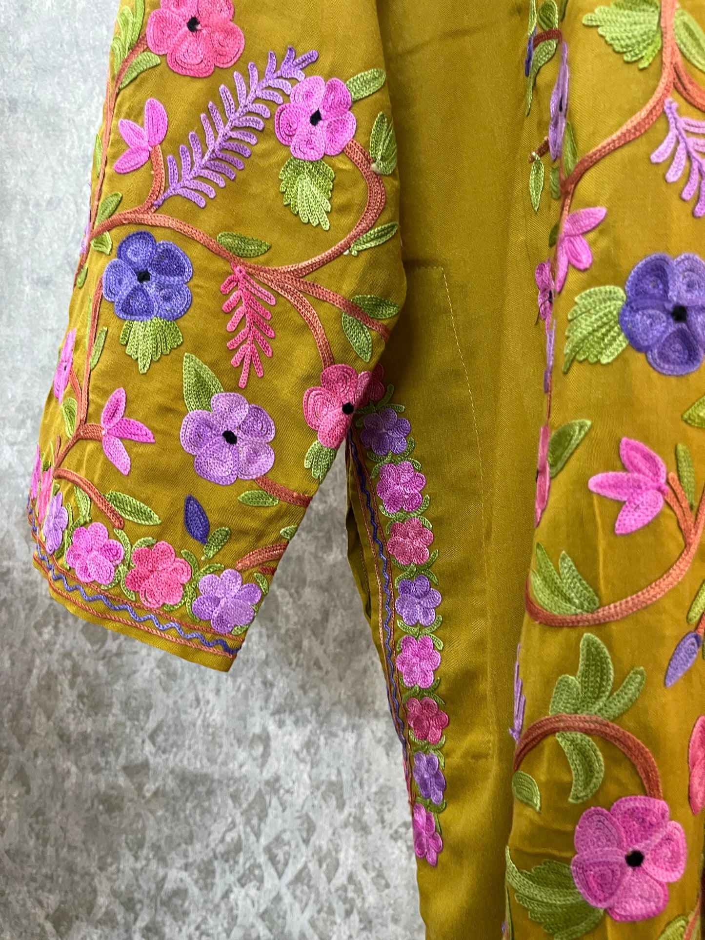 Heena Green Cotton Aari Work Pheran