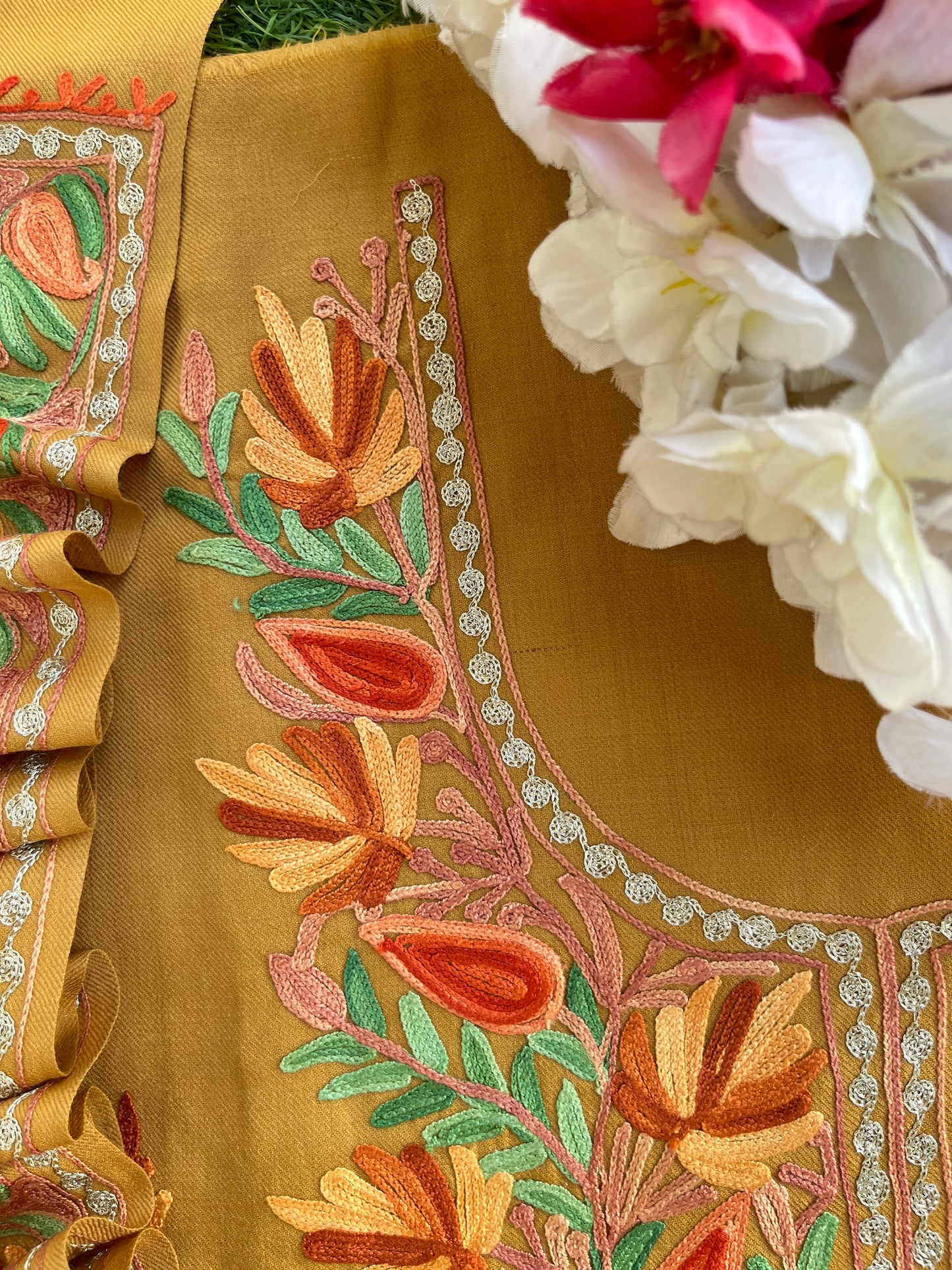 Brown Pure Wool Aari Embroidered 3pc Suit Stole