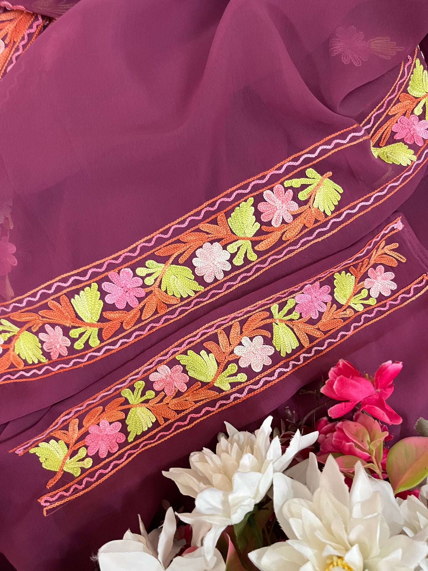 Mauve Georgette 3 Pc Aari Embroidered Suit Set