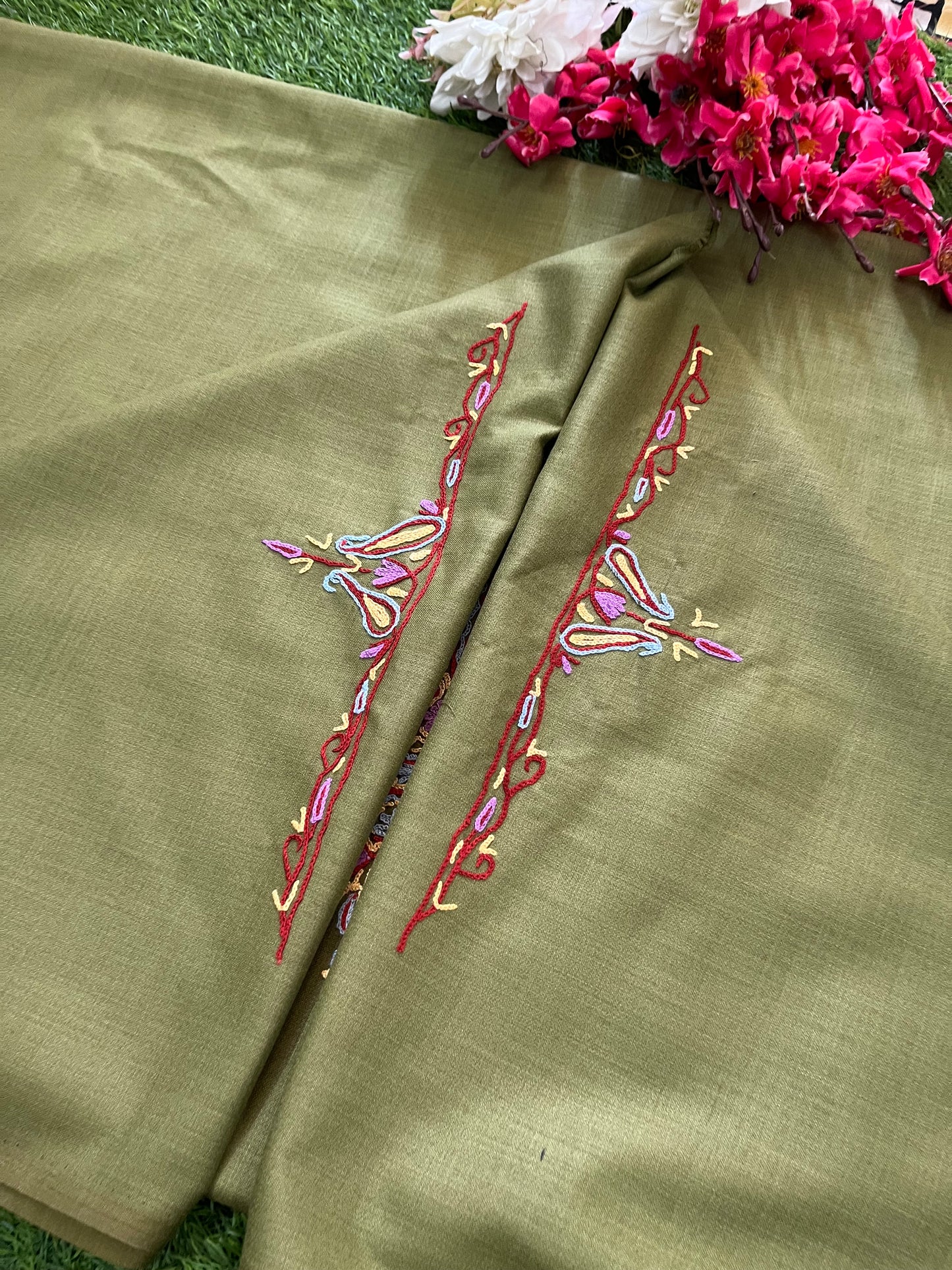 Heena Green Cotton Two Piece Suit (Hand Embroidered)