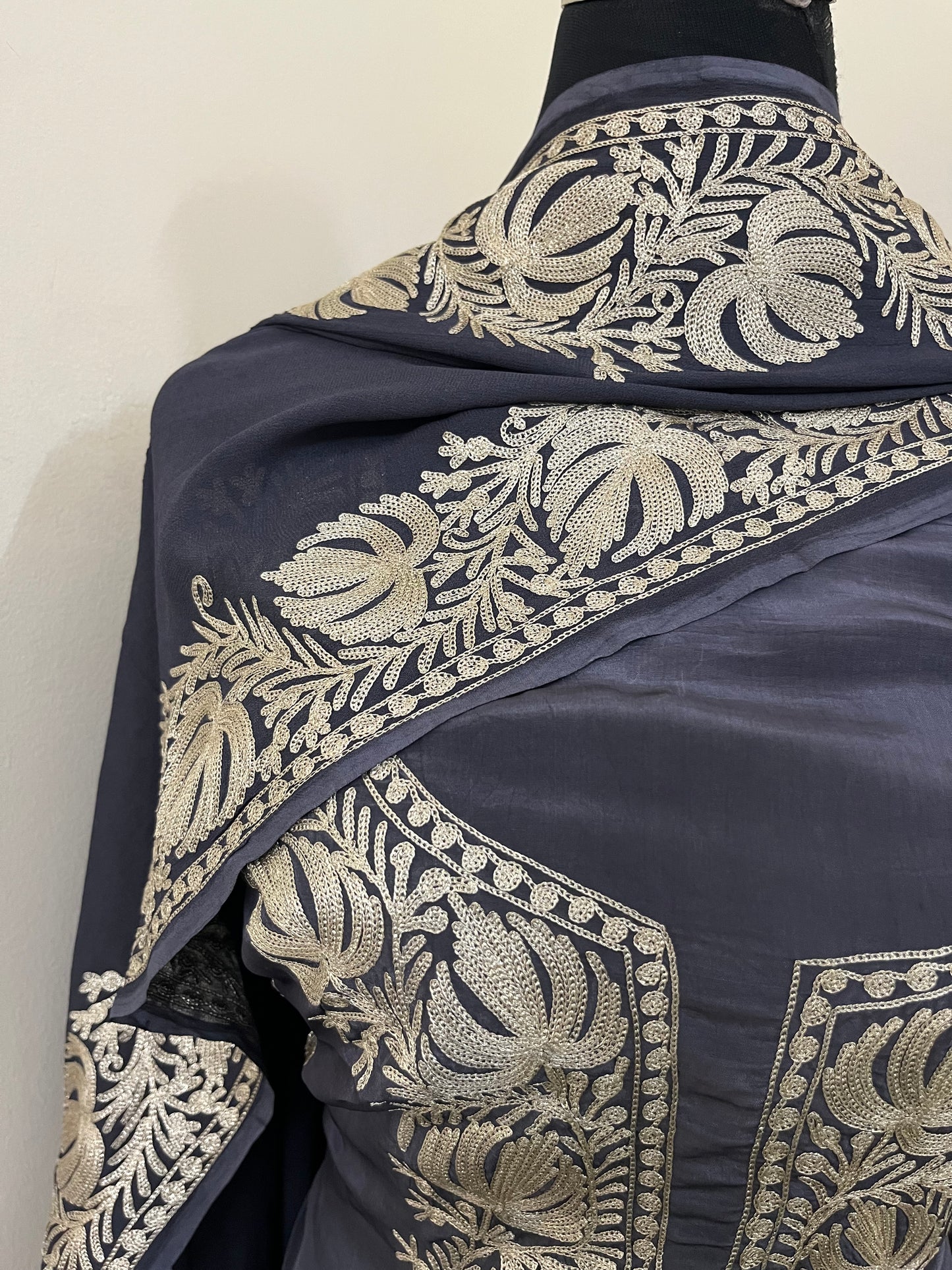 Kalaa’ Steel Grey Crape Kashmiri Suit