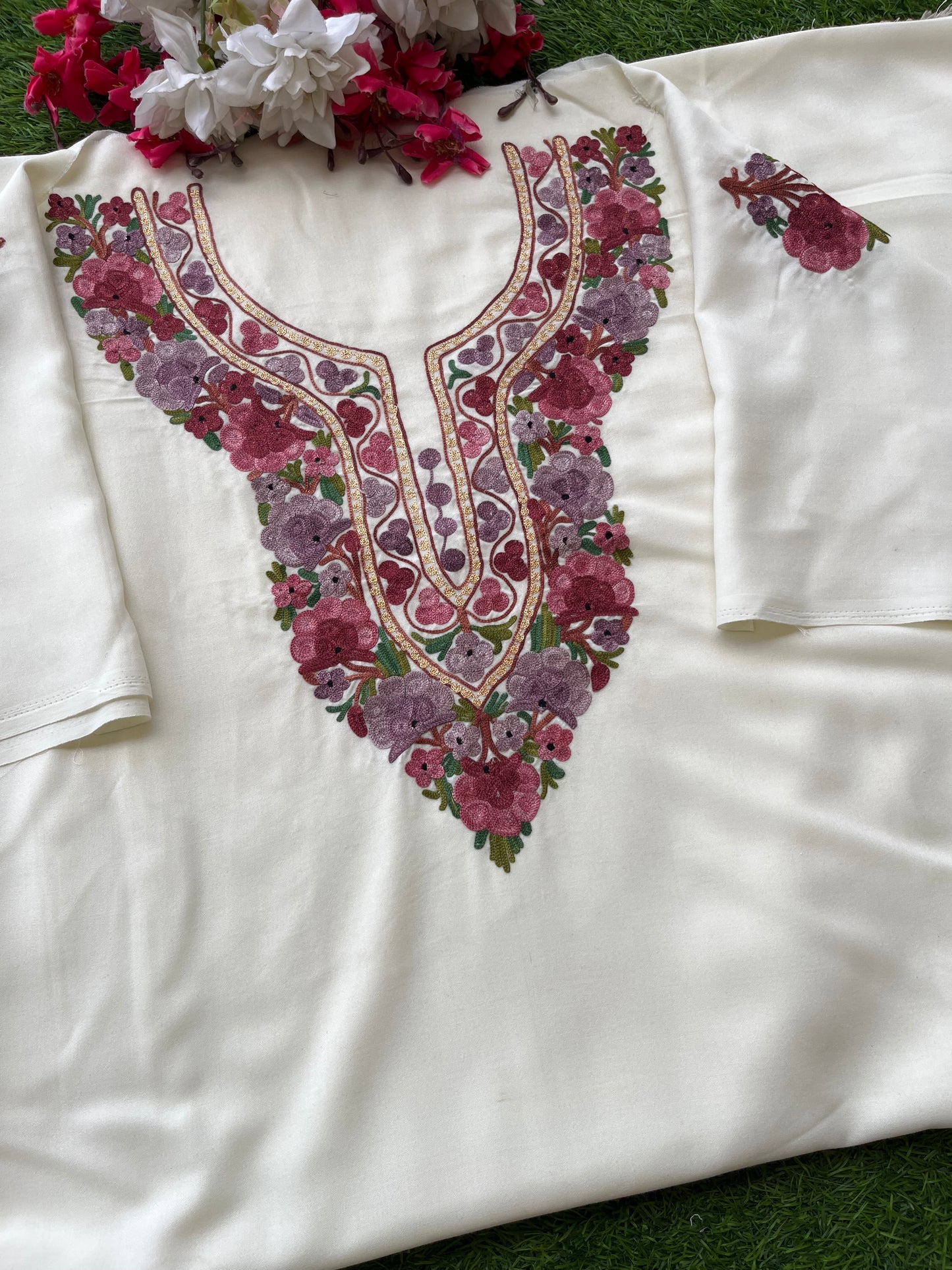 Off White Cotton Cord Set (Aari Embroidered)