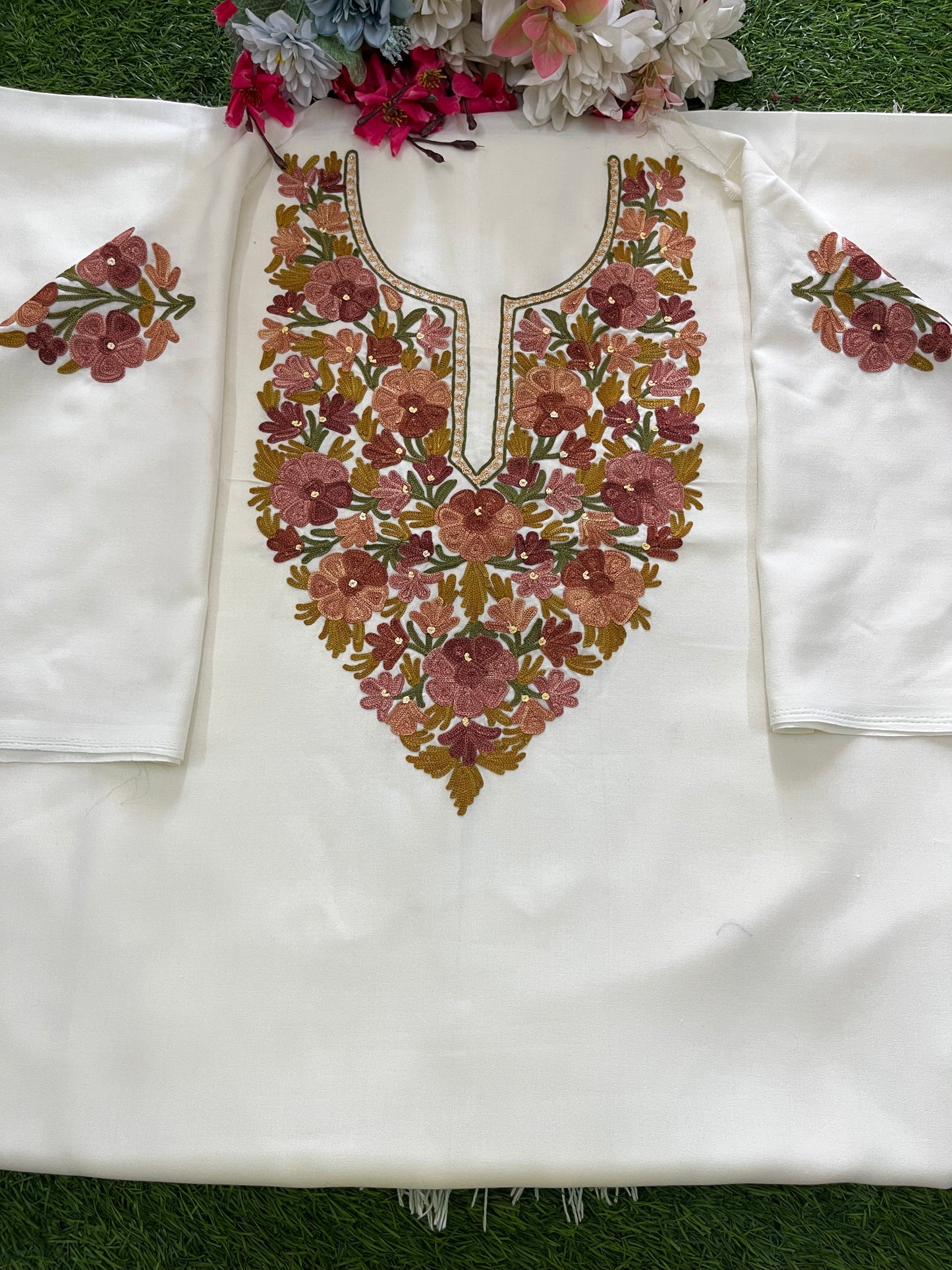 Off White Cotton Cord Set (Aari Embroidered)