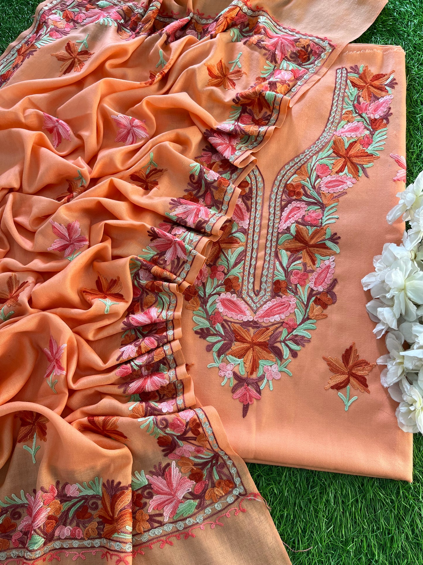 Peach Pure Wool Aari Embroidered 3pc Suit Stole