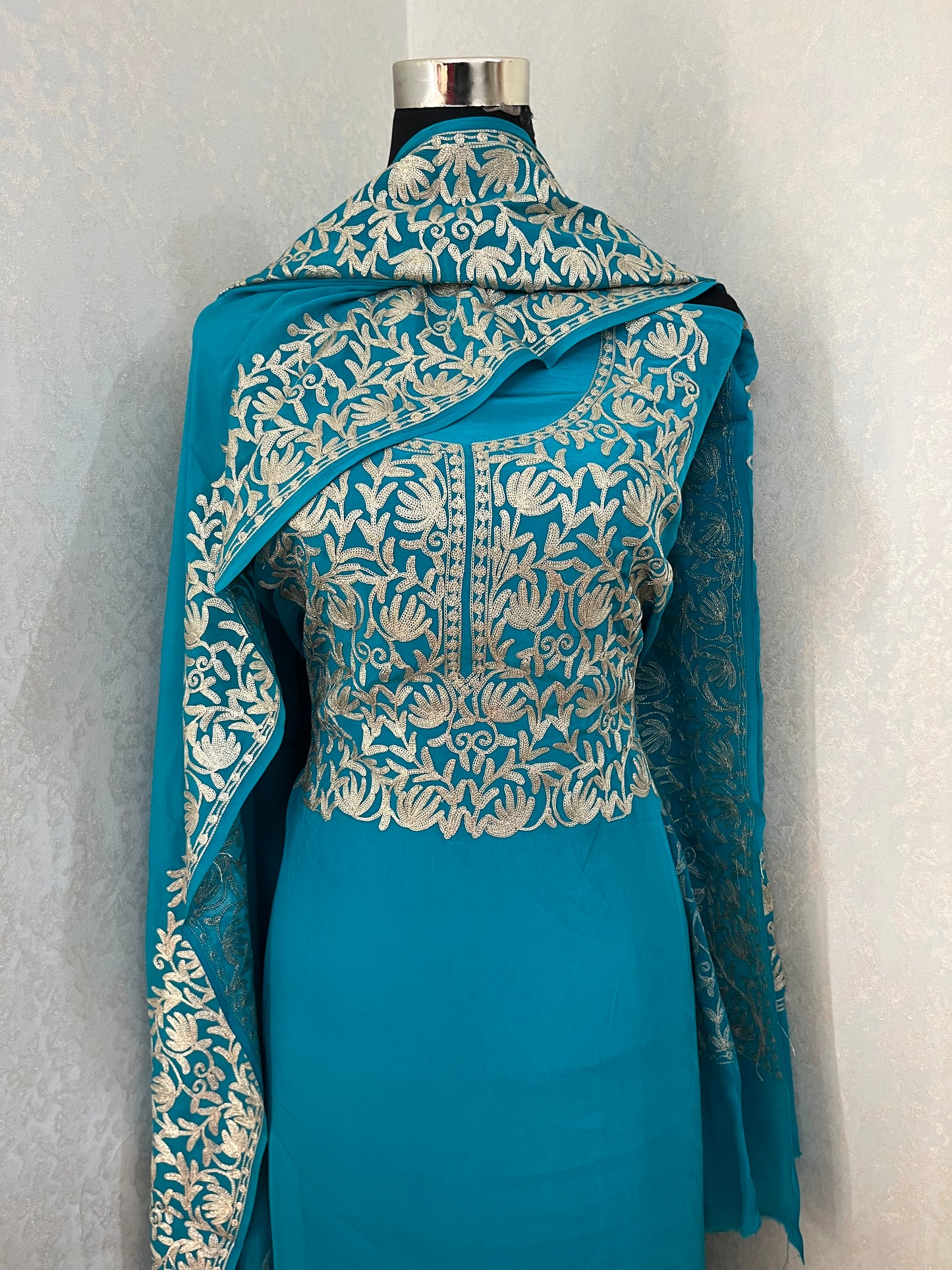 Kalaa’ Firozi Crape Kashmiri Suit