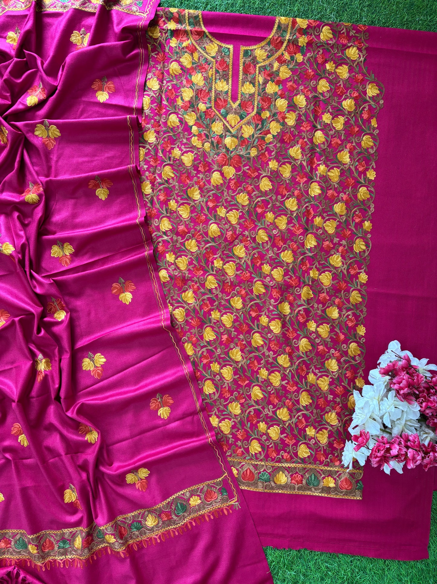 Hot Pink Chinar Woollen Aari Embroidered 3pc Suit Stole