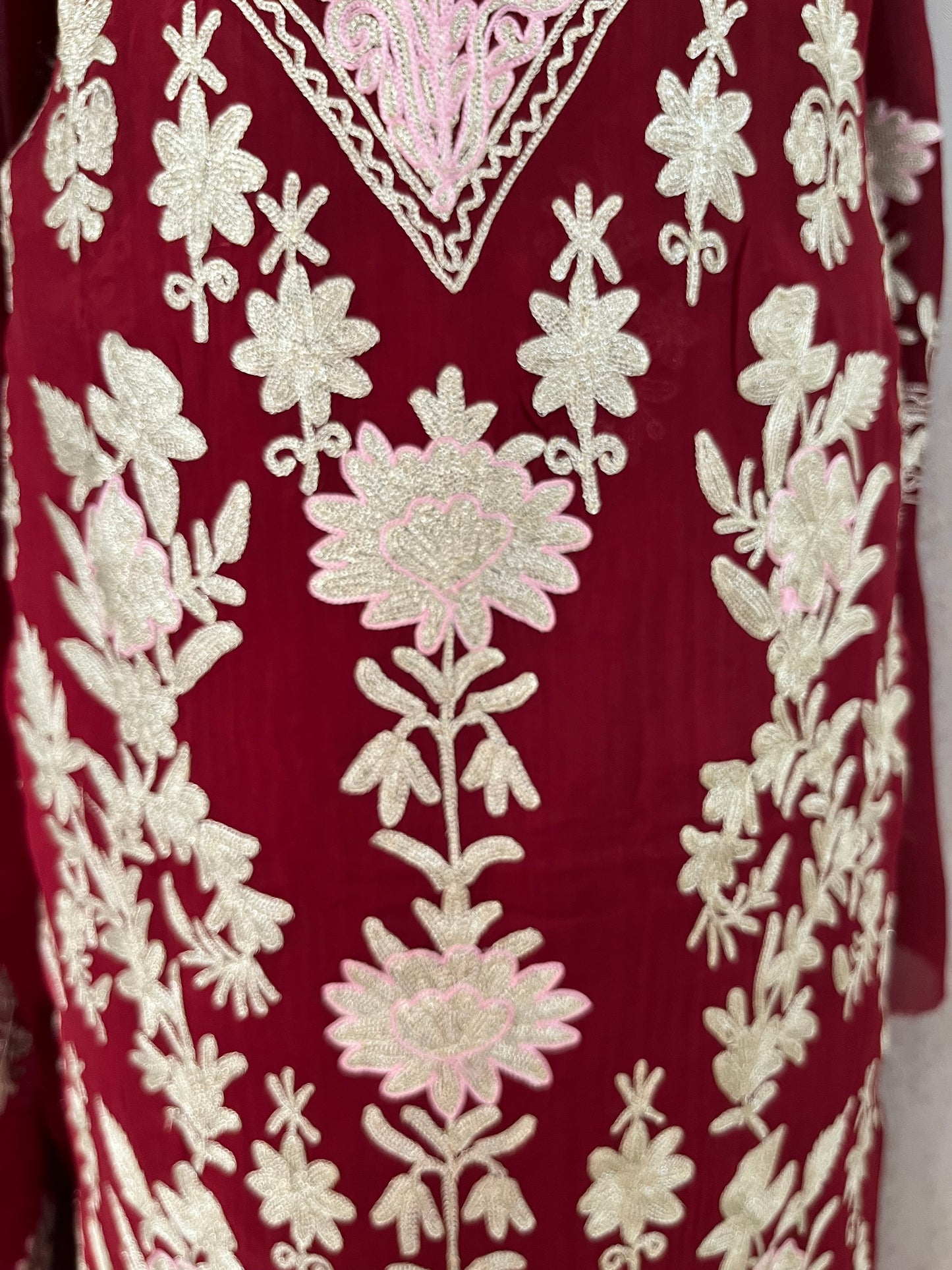 Maroon Pure Soft Organza 3 Pc Heavy Kashmiri Suit