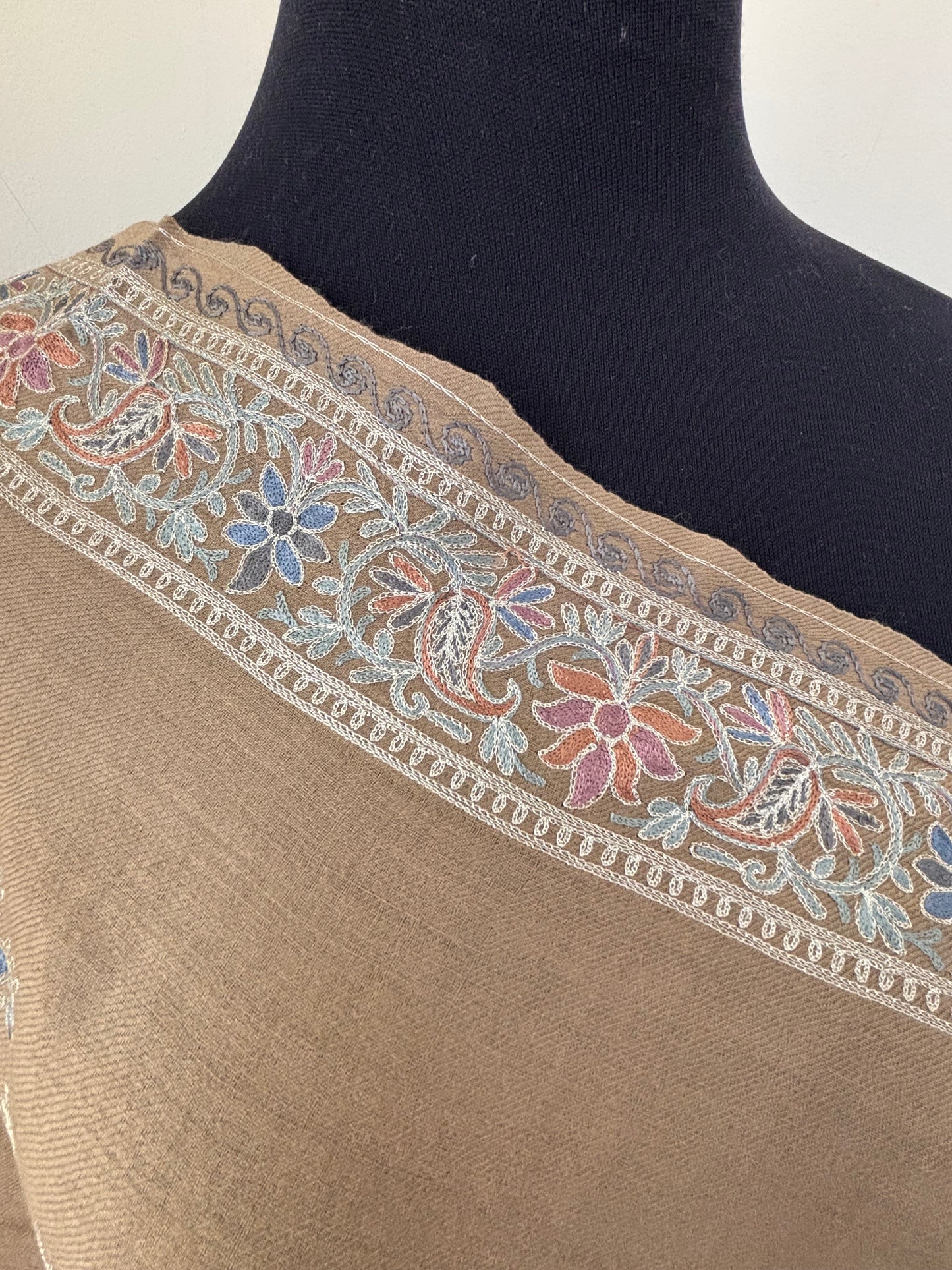 Beige Silk Thread Ambi Aangan Embroidered Fine Semi Pashmina stole