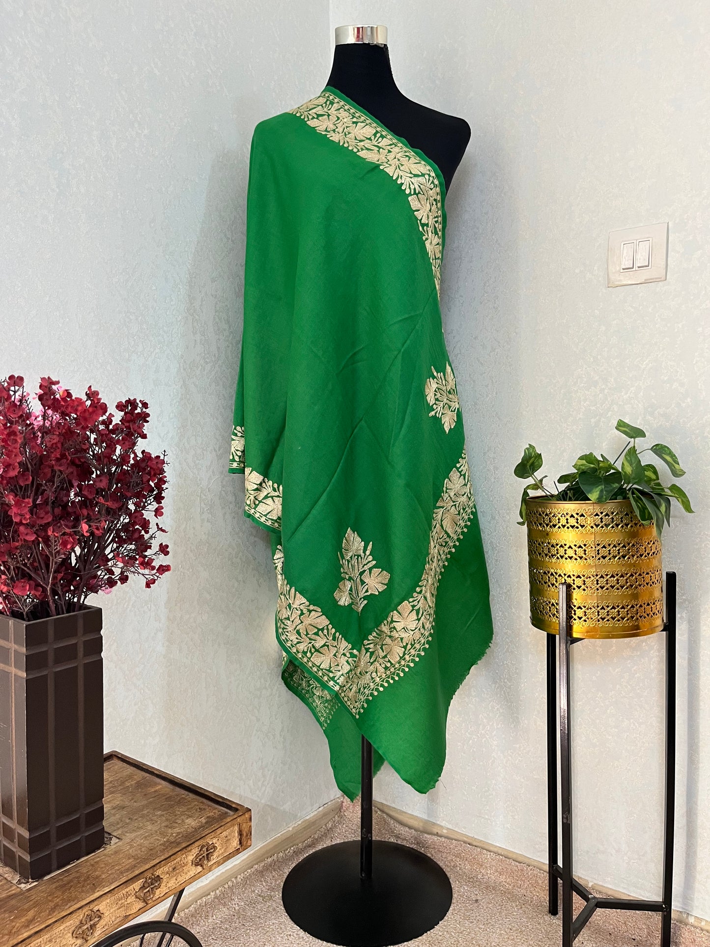 Green Semi Pashmina Tilla Embroidered stole