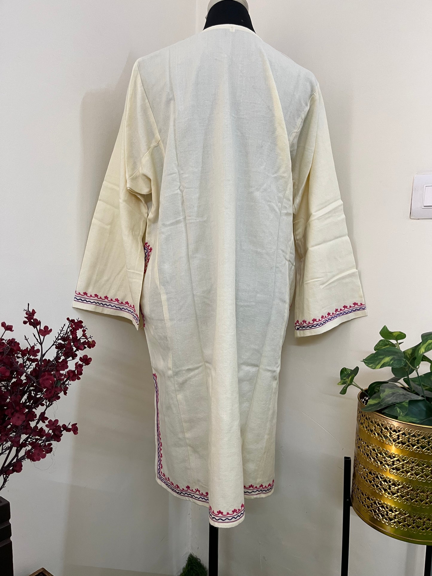 Cream Aari Embroidered Wool Pheran