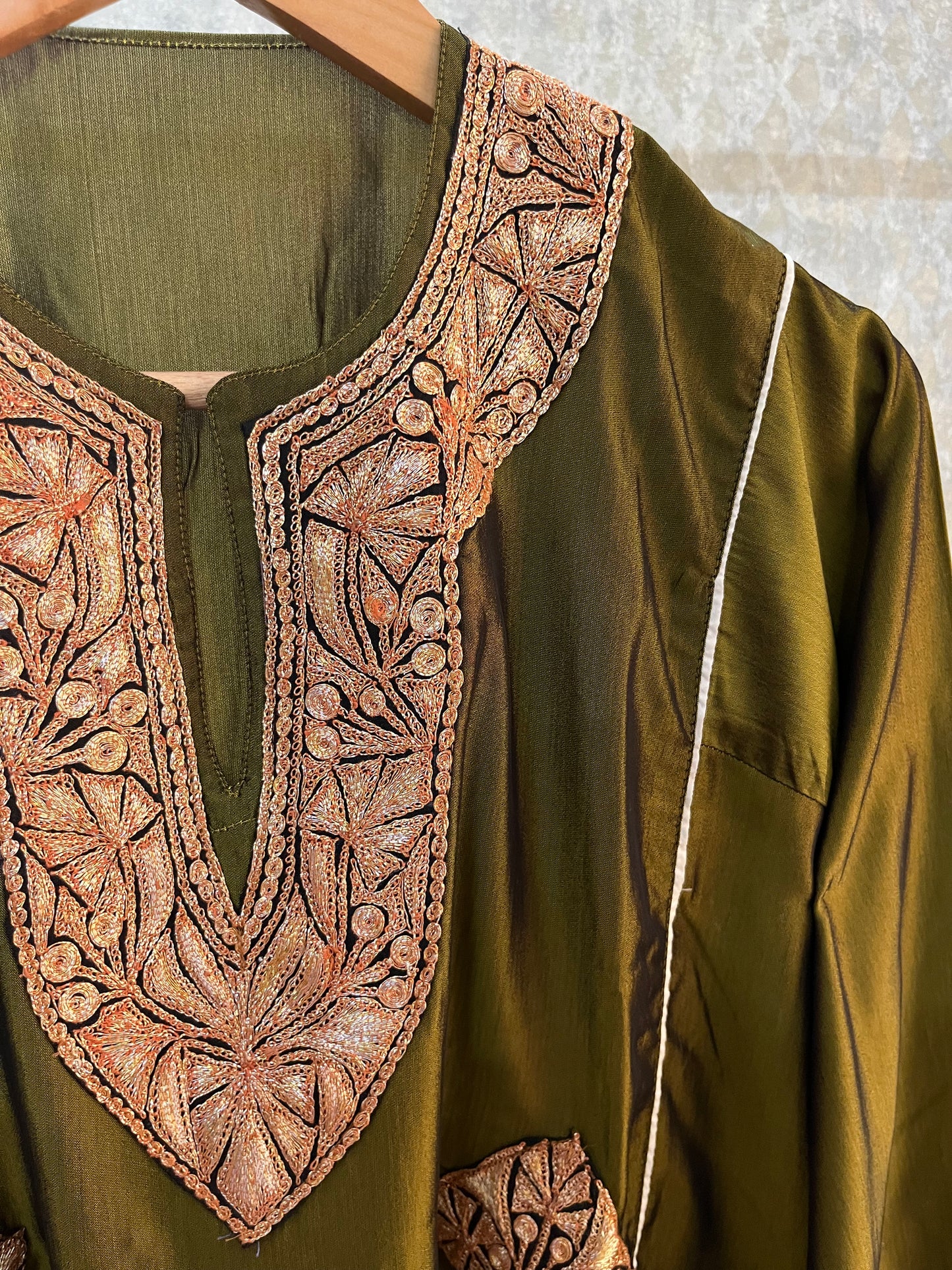 Henna Green Silk Tilla Embroidered Phiran