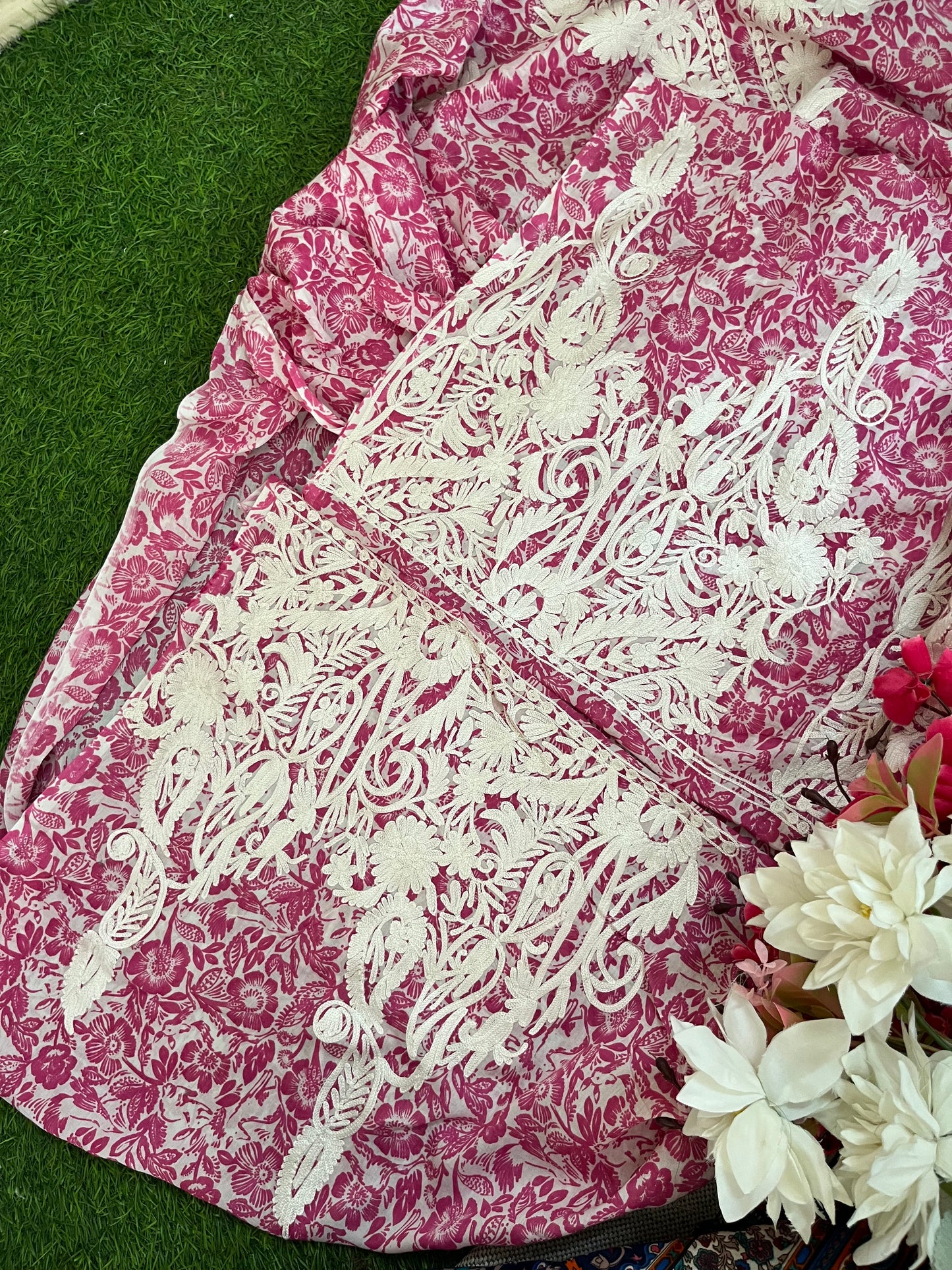 Guldasta~Cotton Kurti & Pant Aari Embroidered set