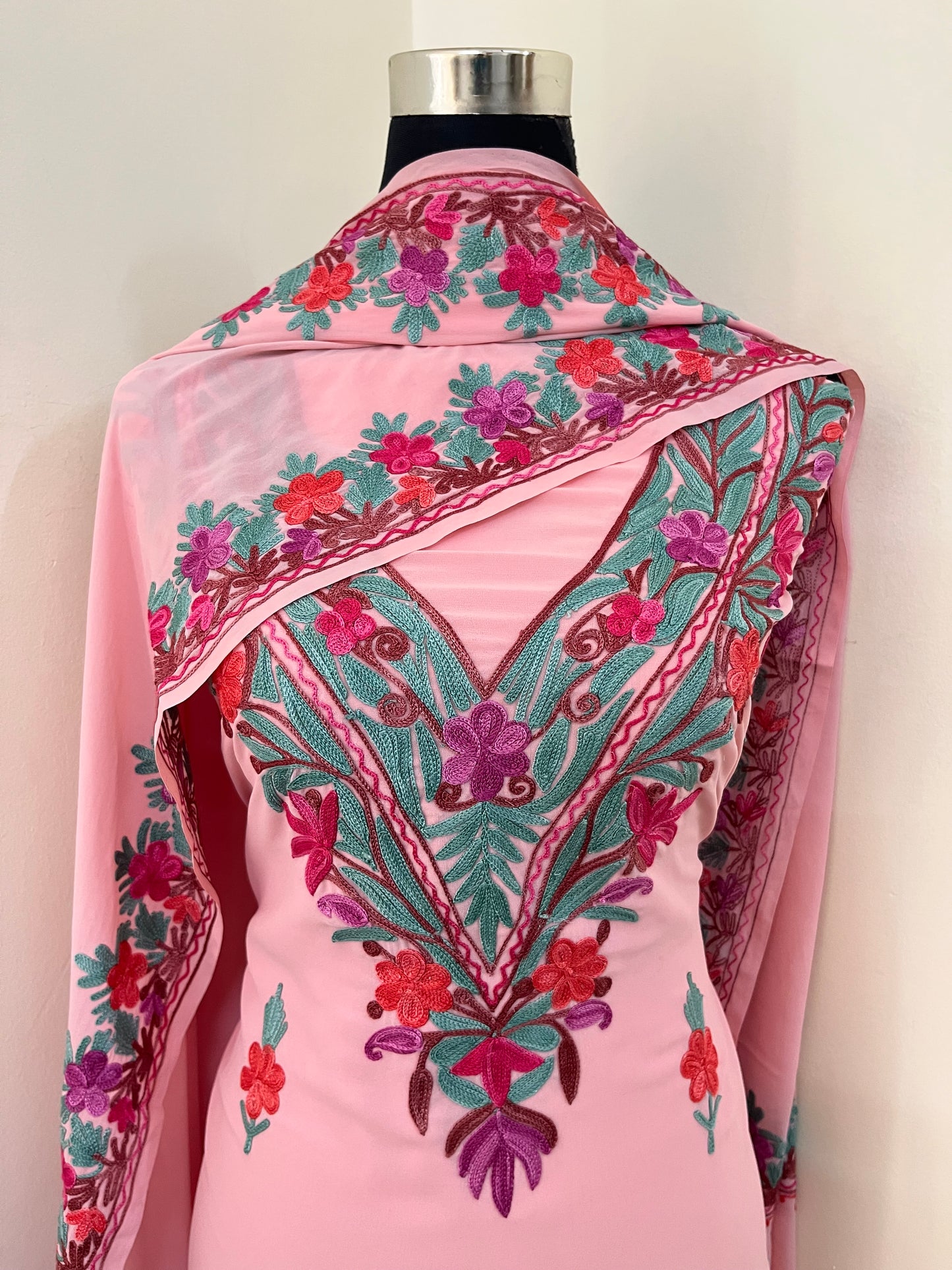 Soft Pink Georgette 3 Pc Kashmiri Suit