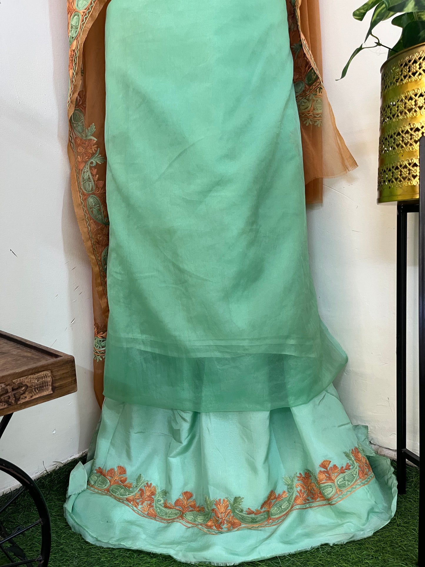 Soft Green Soft Tissue Kashmiri Suit