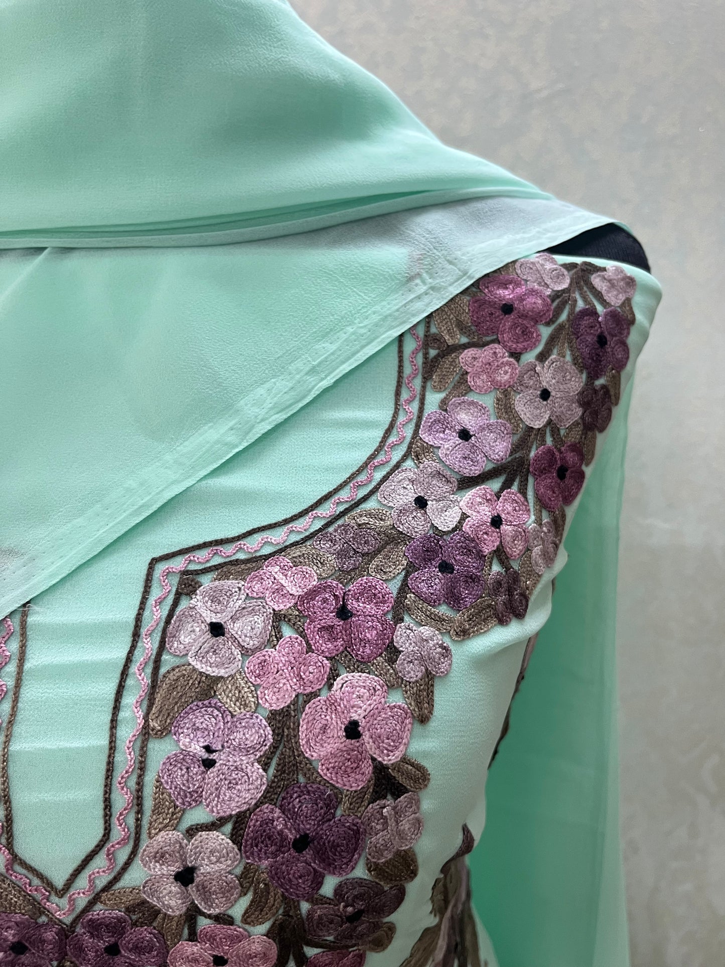Green Georgette 3 Pc Kashmiri Suit