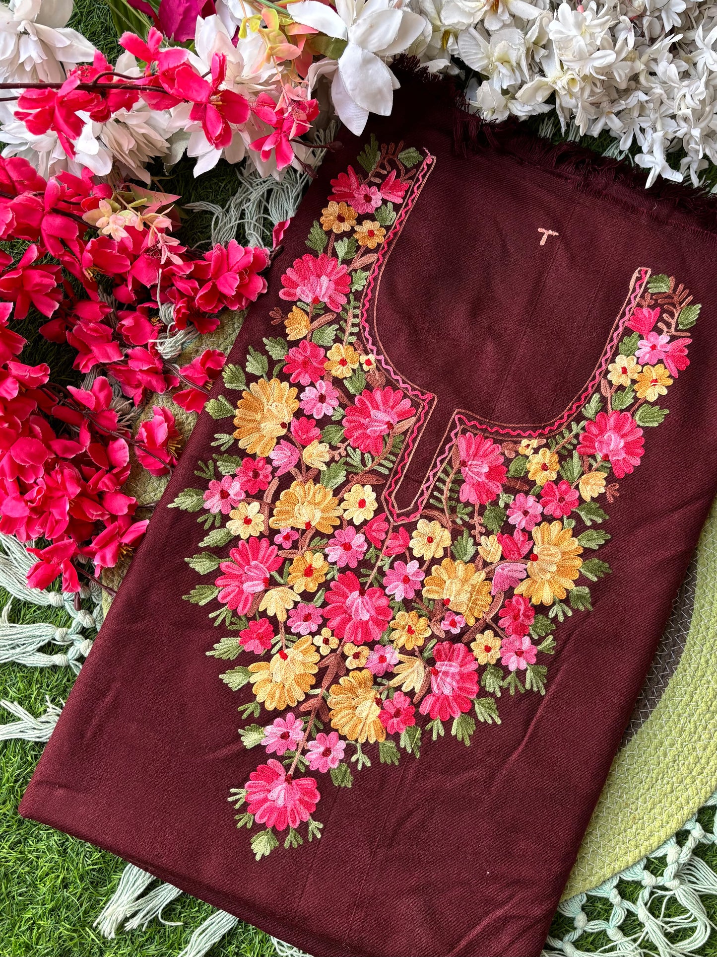 Coke Woollen Aari Embroidered 2pc suit 5mtr
