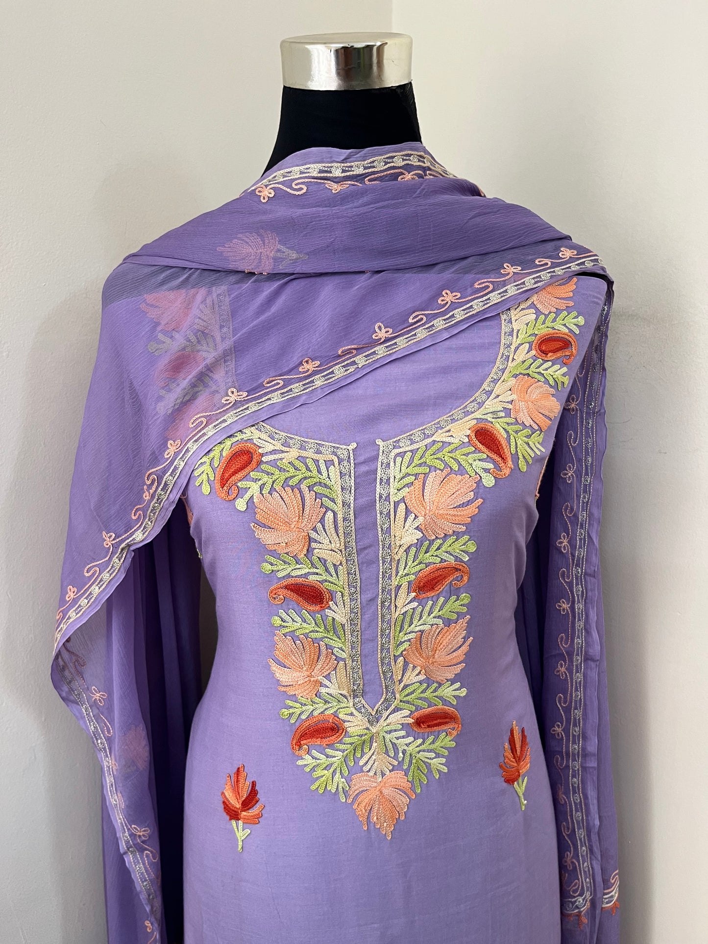 Lavender Muslin Cotton Jaal Sleeves Kashmiri 3pc Suit