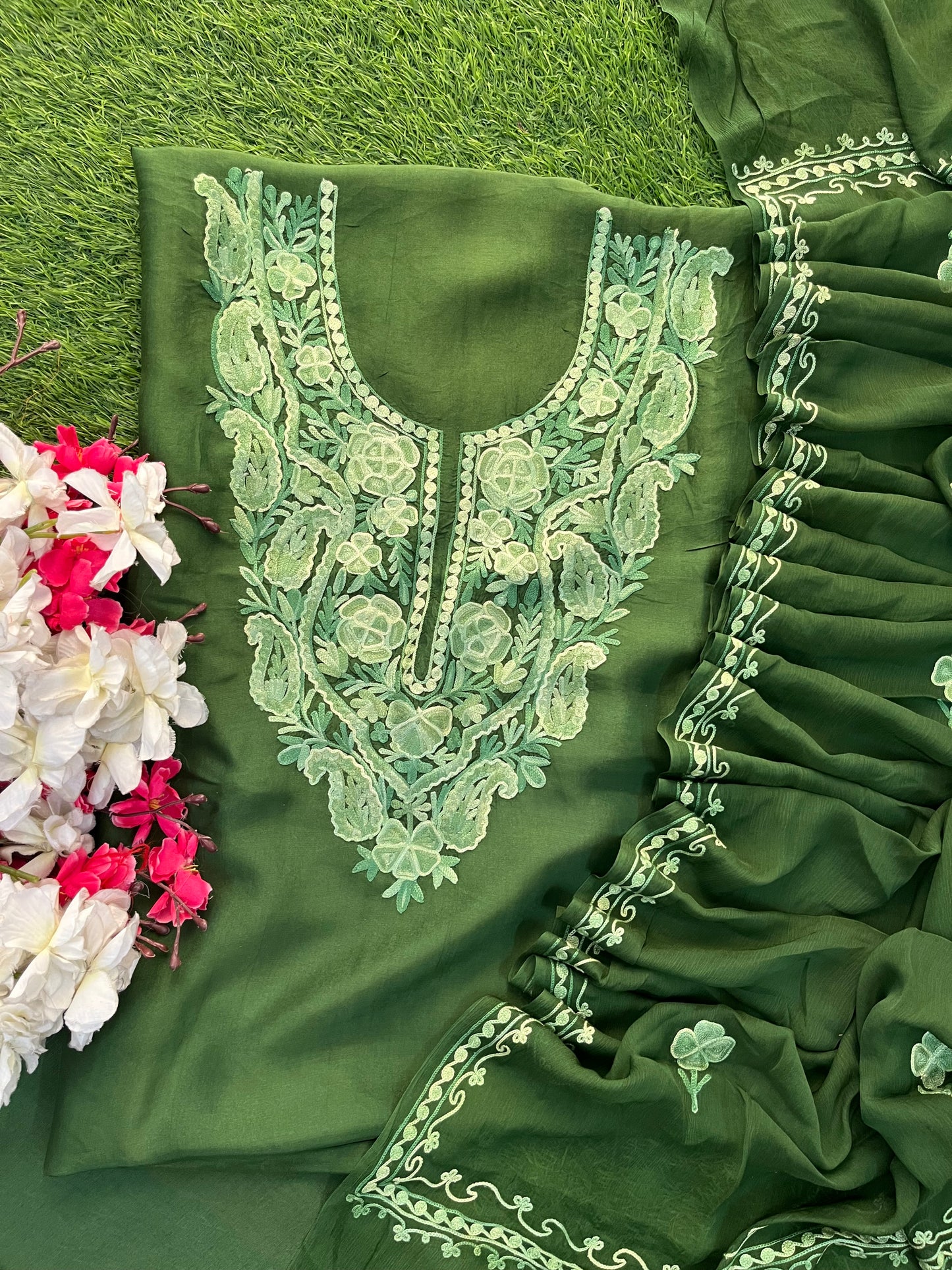 Green Opada Silk Kashmiri Suit