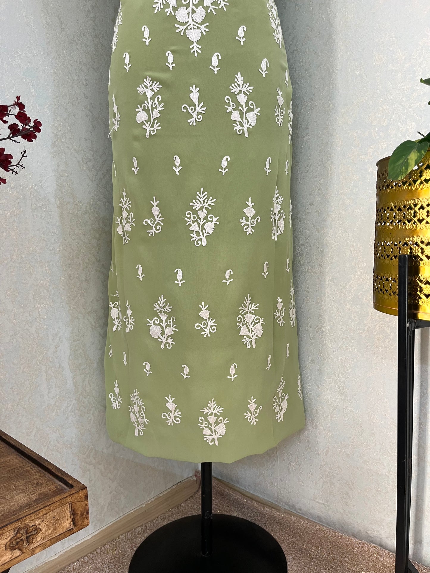 Pista Green Georgette Kashmiri Unstitched Kurta Material