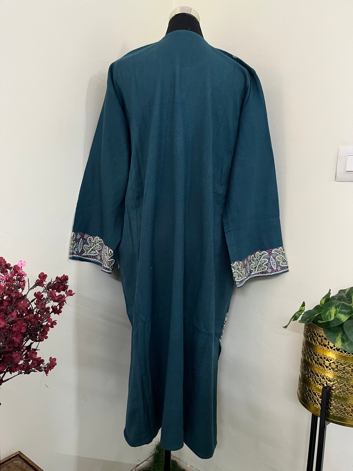 English Blue Aari and Sozni Hand Embroidered Pure Wool Pheran