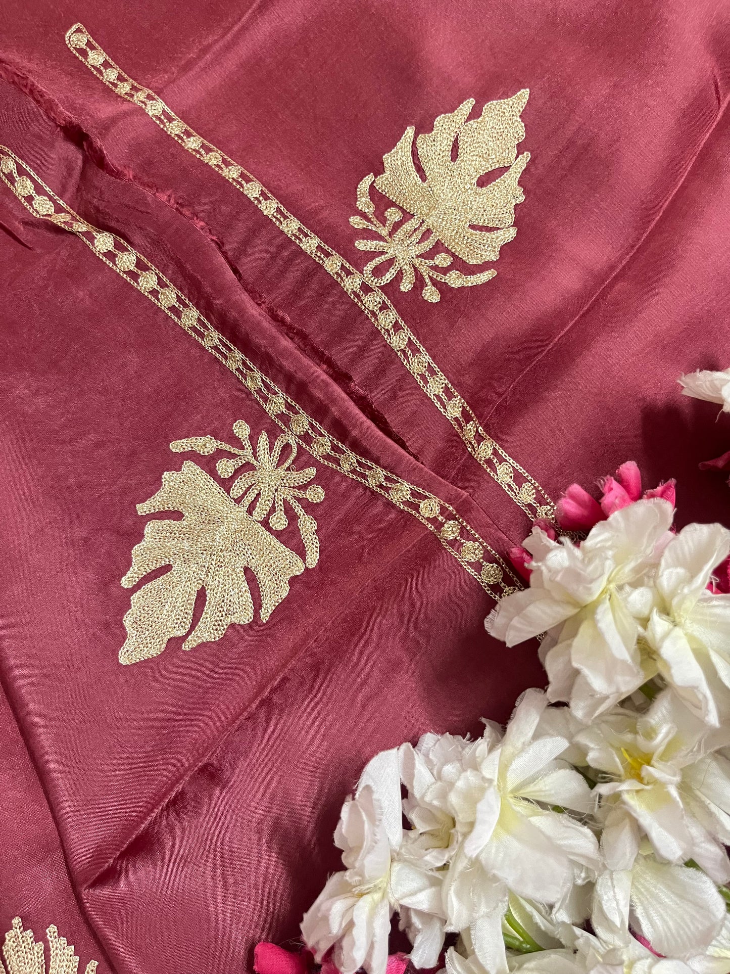 Sanam’ Onion Pink Silk Tilla Kashmiri Suit
