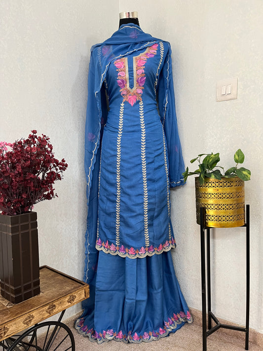 Sanam’ Silk Aari Embroidered Suit material