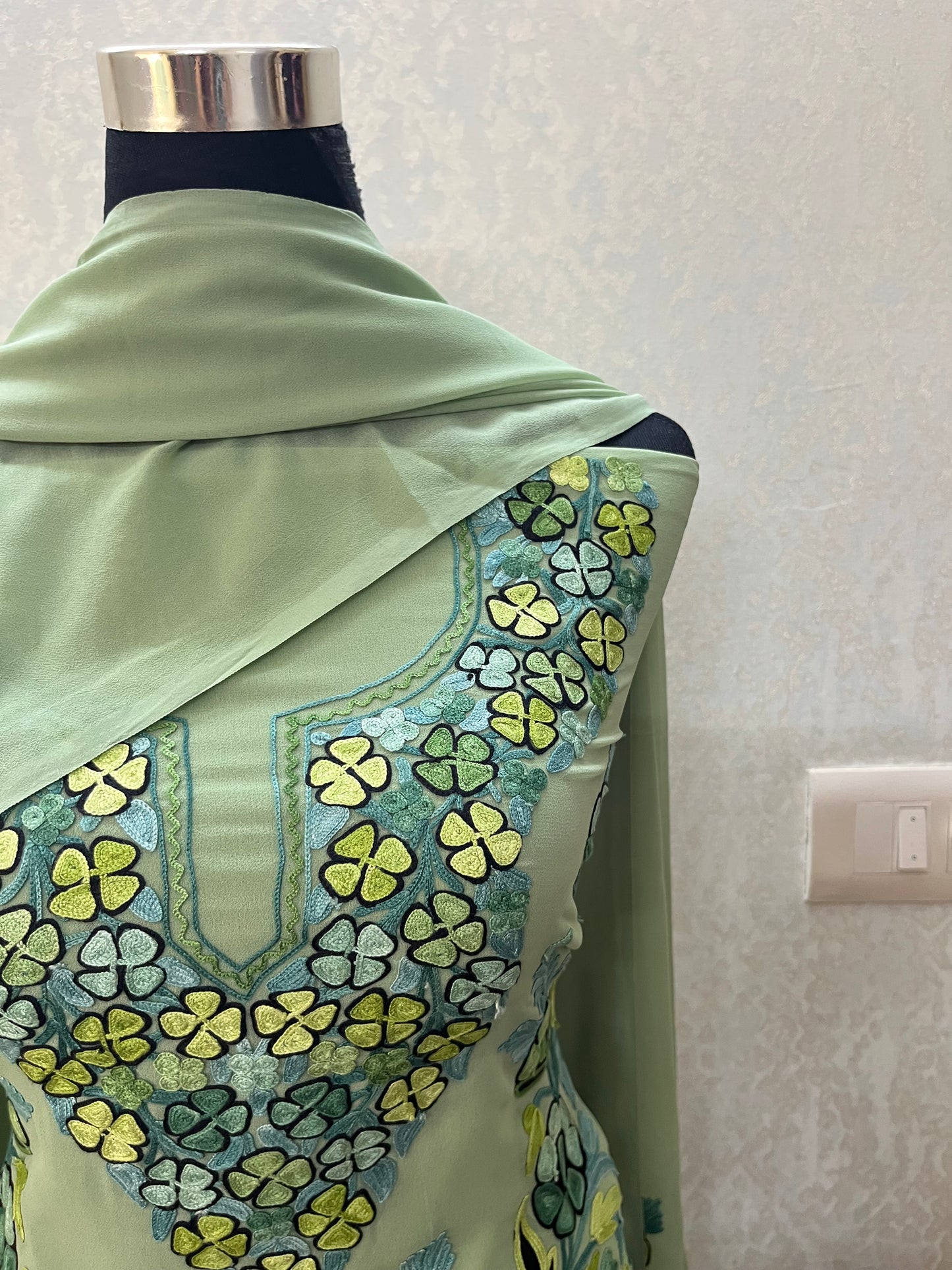 Mint Green Georgette 3 Pc Kashmiri Suit