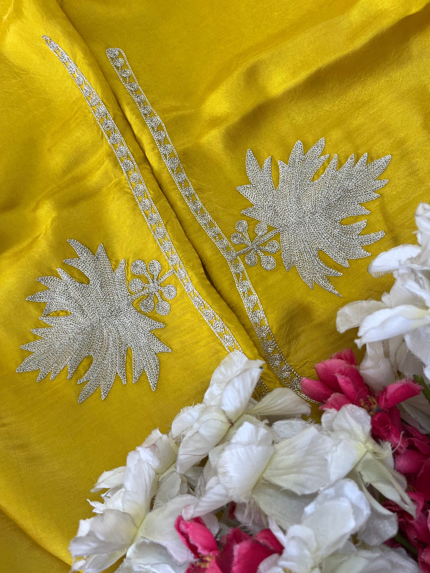 ‘Sanam’ Tilla Kashmiri Silk Suit