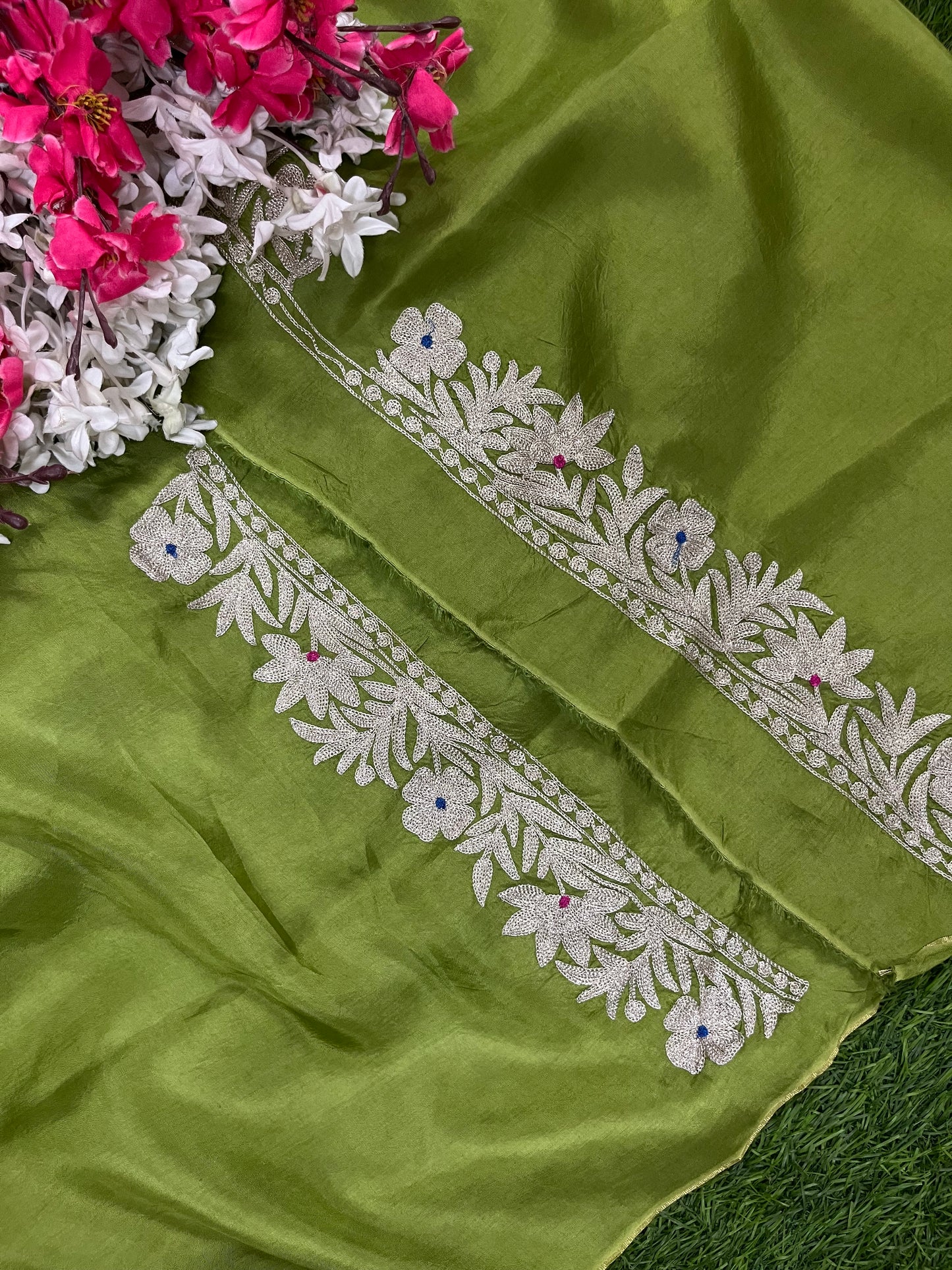 Green Opada Silk Kashmiri Suits