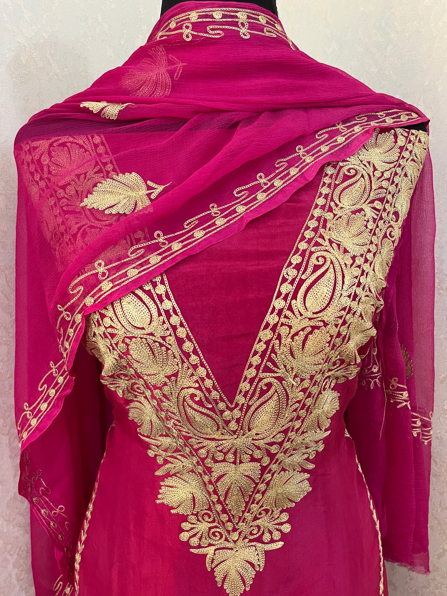 Hot Pink Sanam’ Tilla Kashmiri Silk Suit