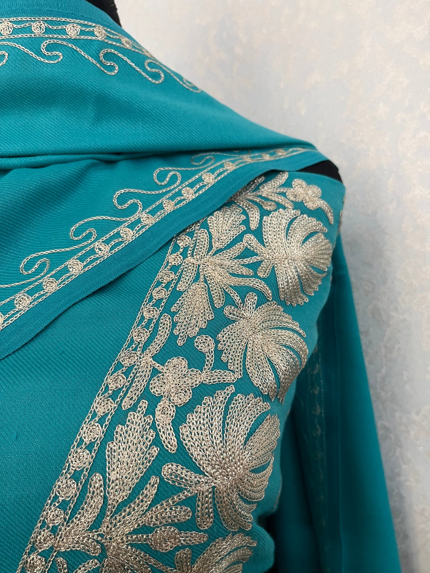 Sky Blue Tilla Embroidered 3pc Suit Stole