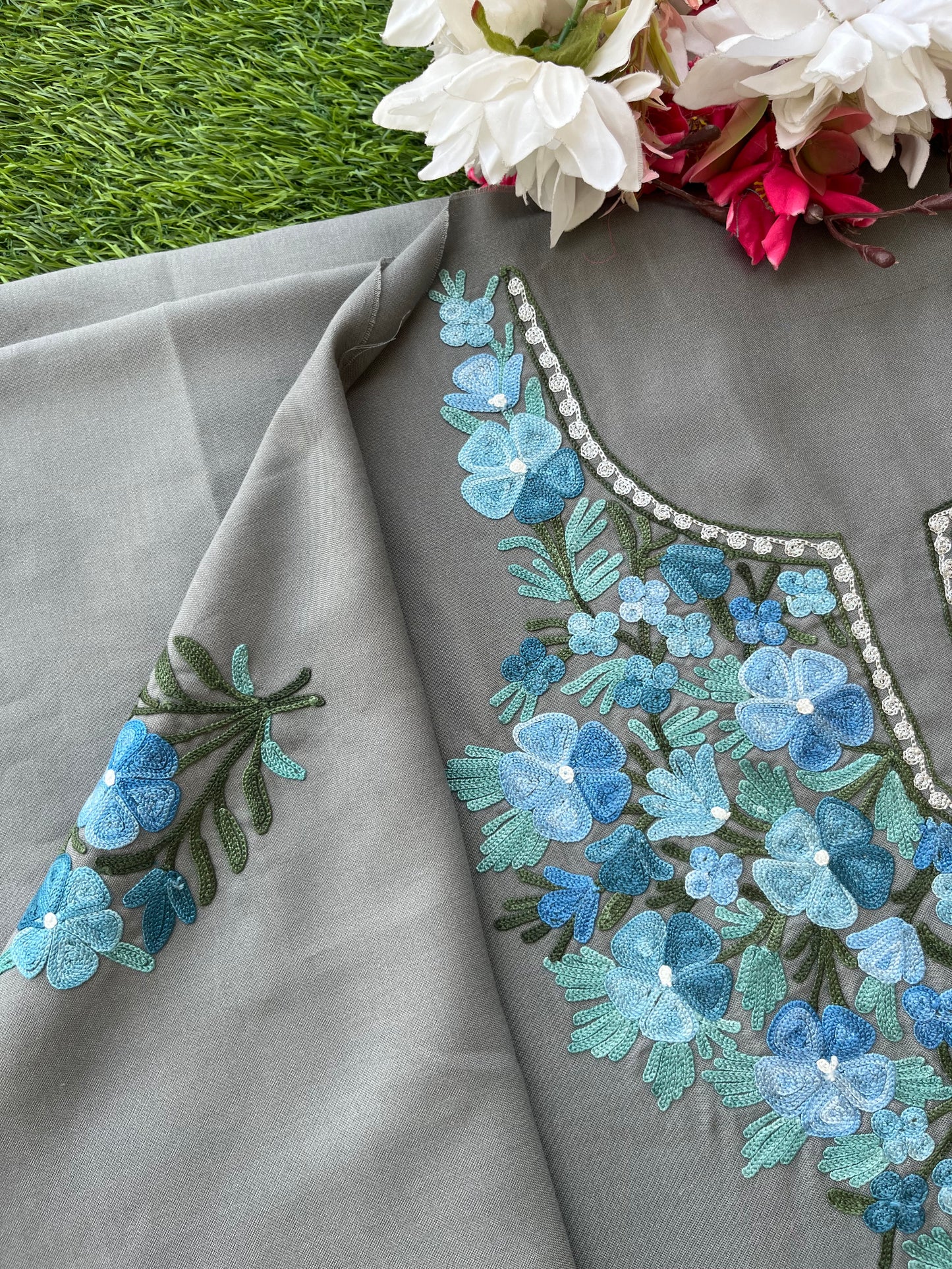 Grey Cotton Cord Set (Aari Embroidered)